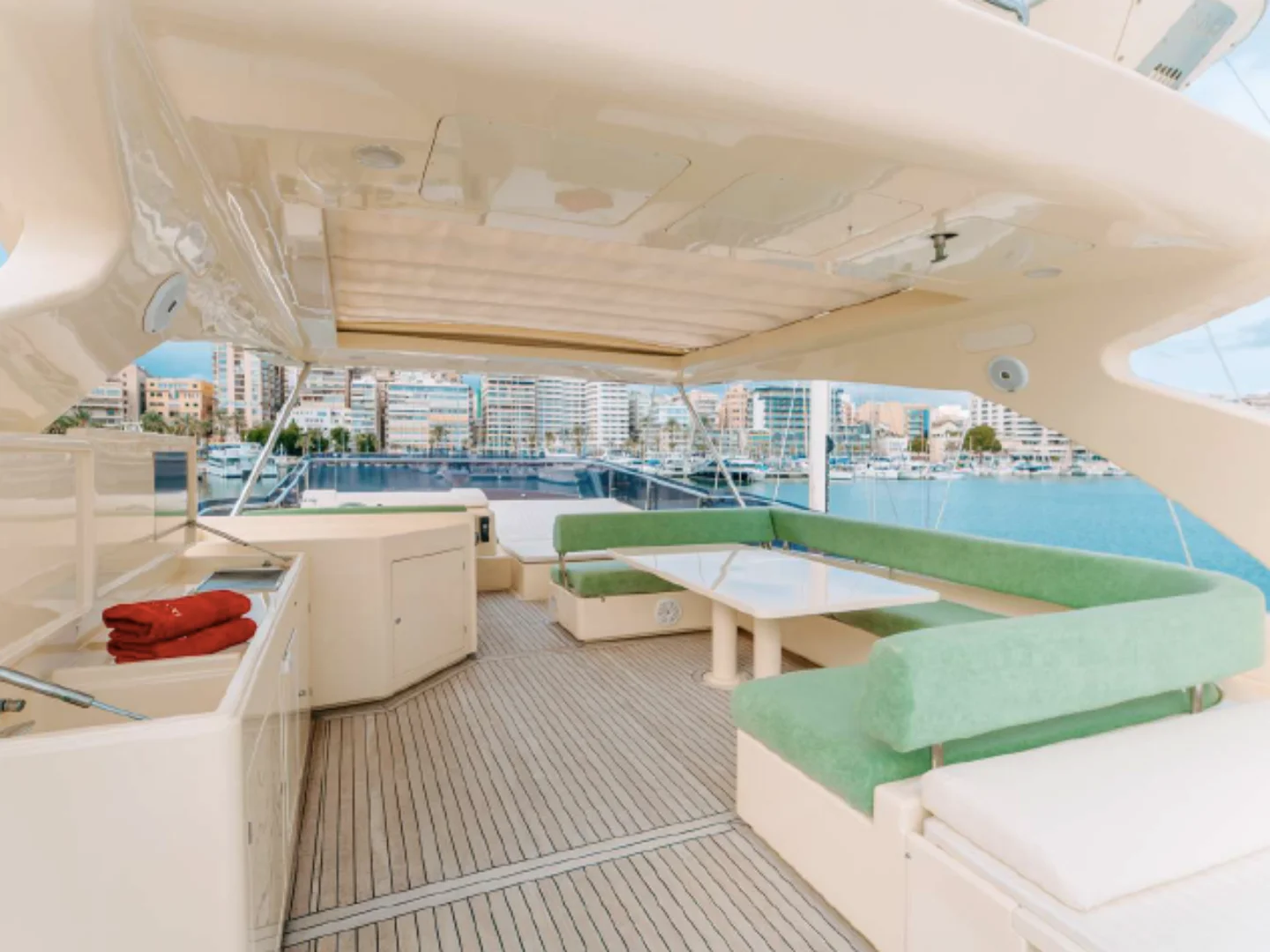 Ferretti 840 Altura Fly 2010 for sale - Photo 6