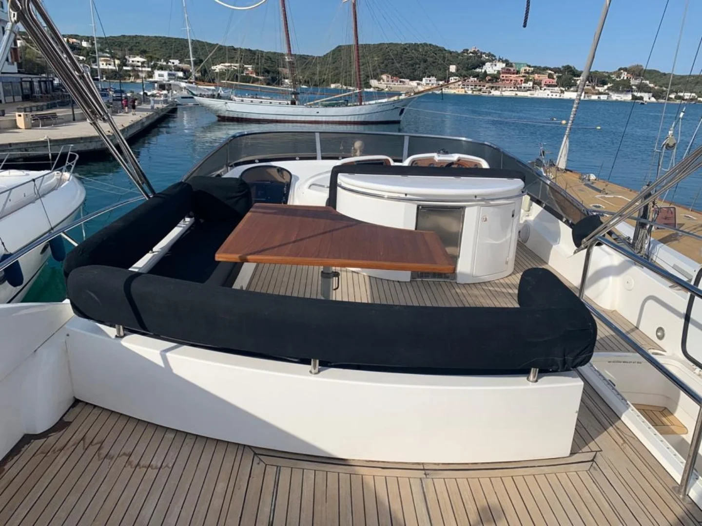 Sunseeker Manhattan 74 2003 for sale - Photo 30