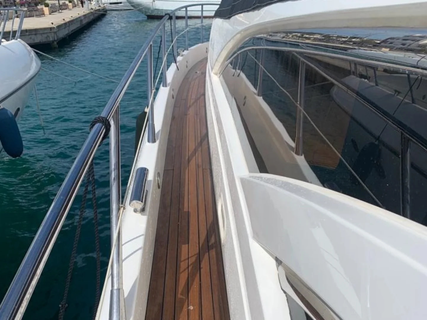 Sunseeker Manhattan 74 2003 for sale - Photo 38