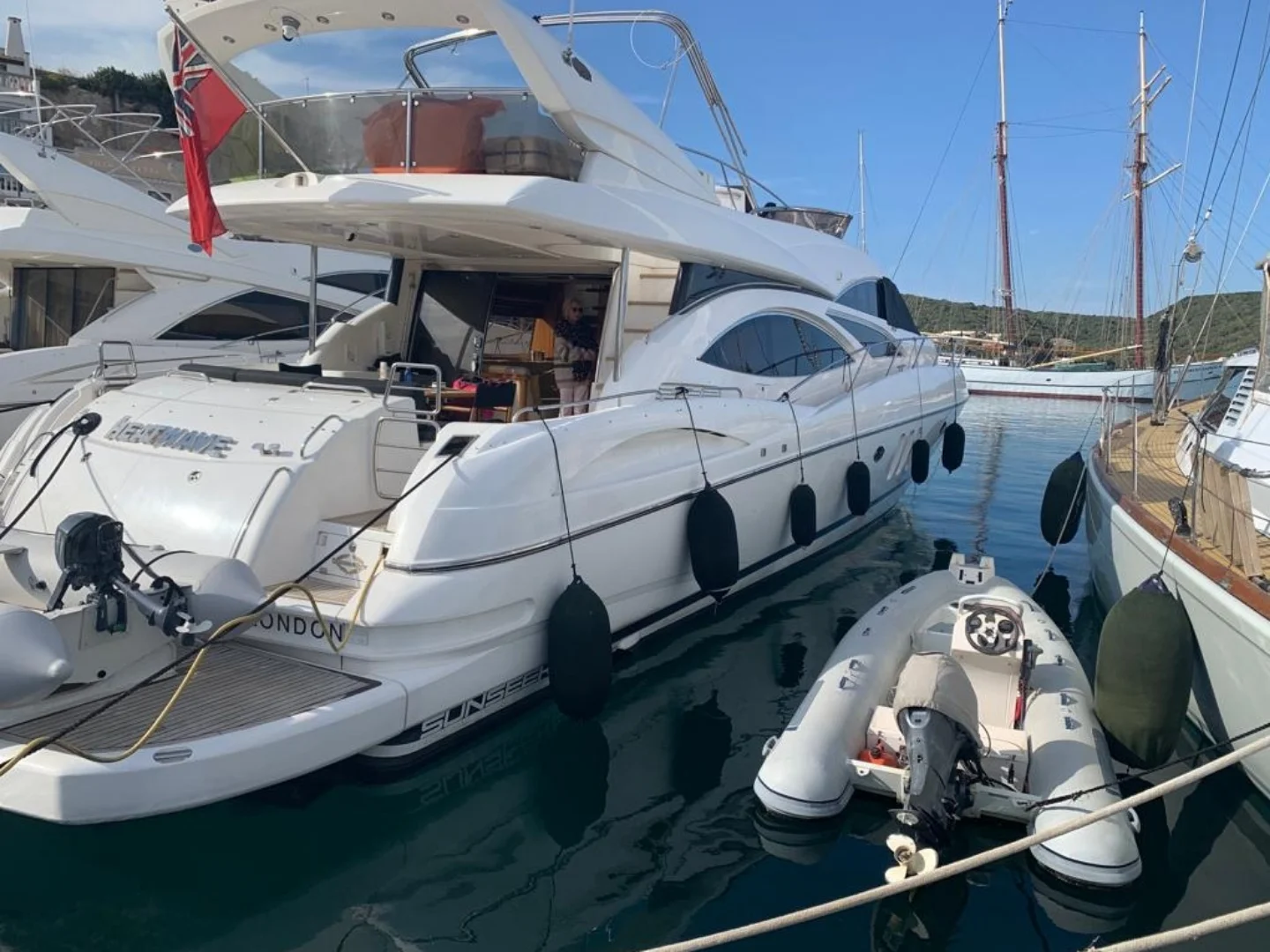 Sunseeker Manhattan 74 2003 for sale - Photo 55