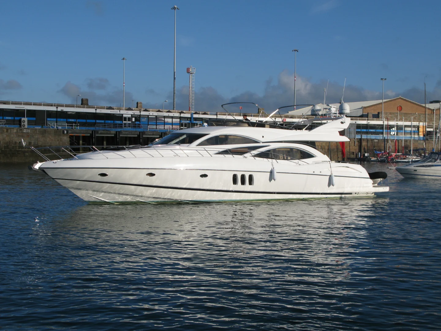 Sunseeker Manhattan 74 2003 for sale - Photo 20