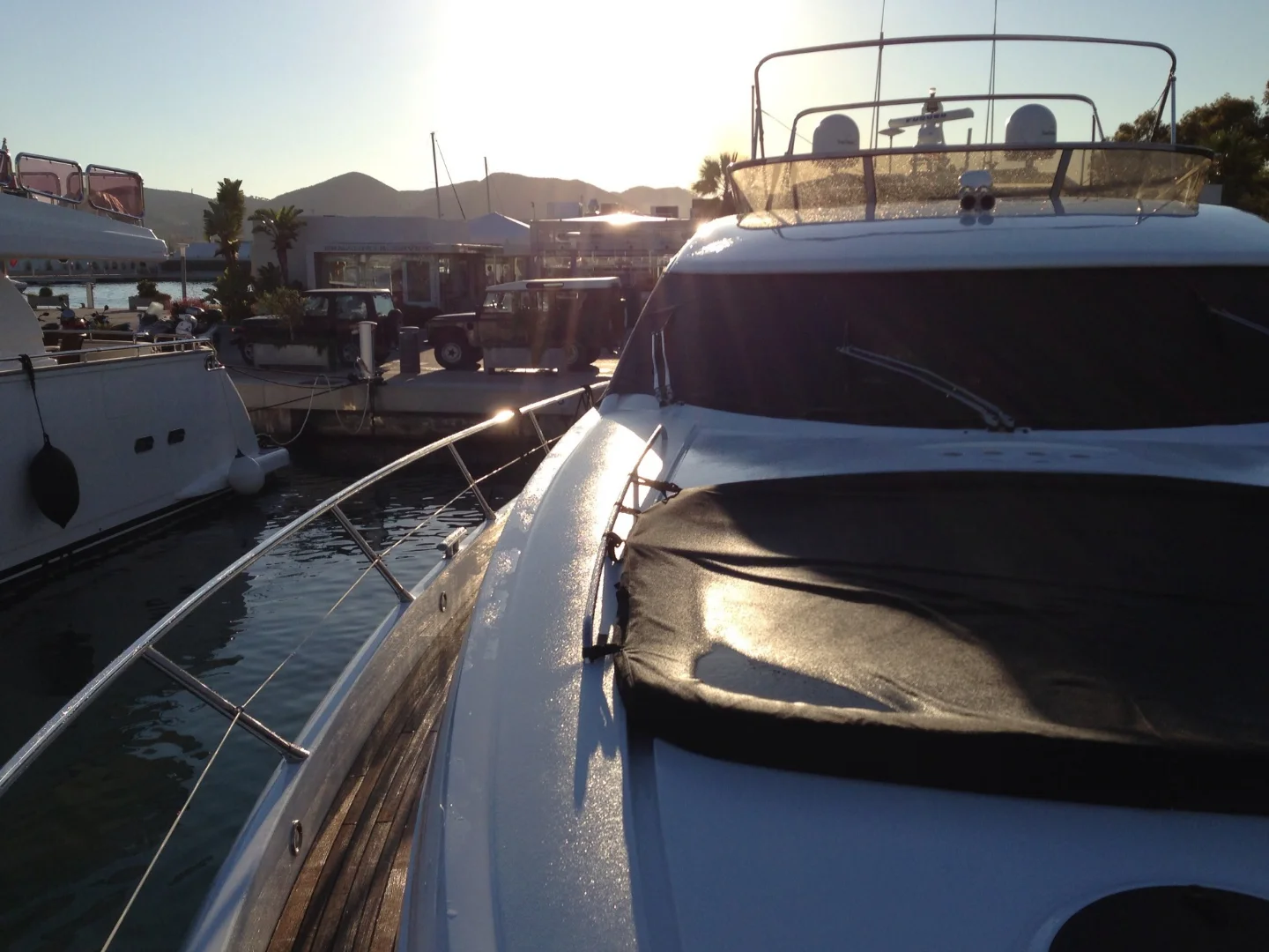 Sunseeker Manhattan 74 2003 for sale - Photo 21