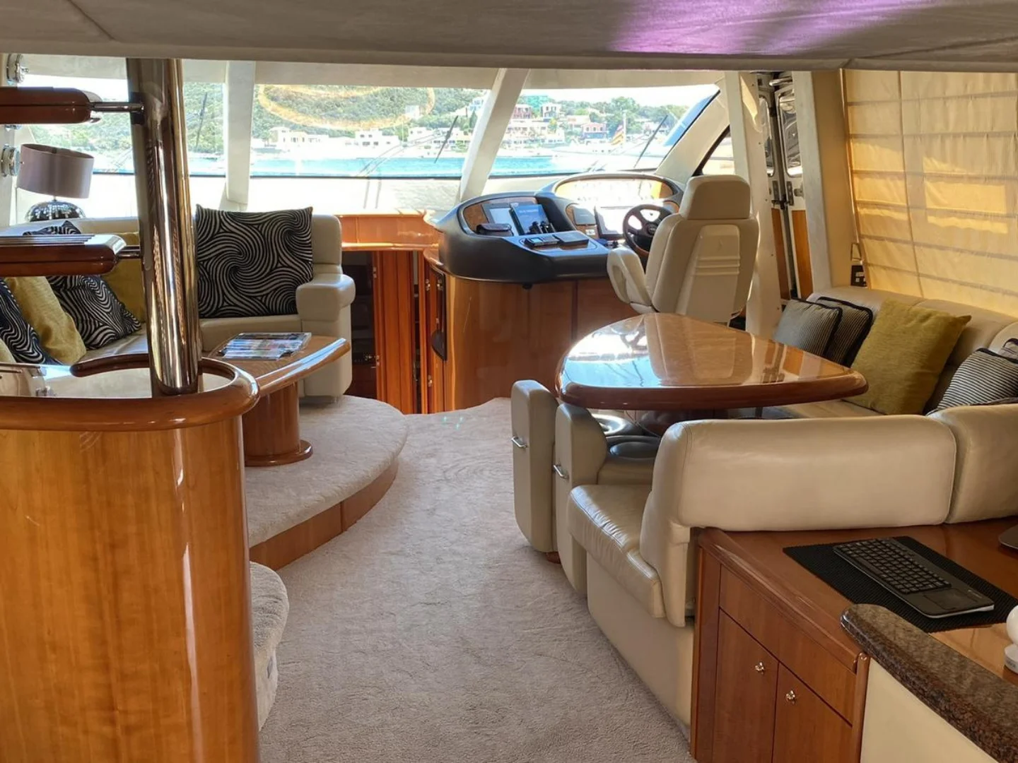 Sunseeker Manhattan 74 2003 for sale - Photo 49