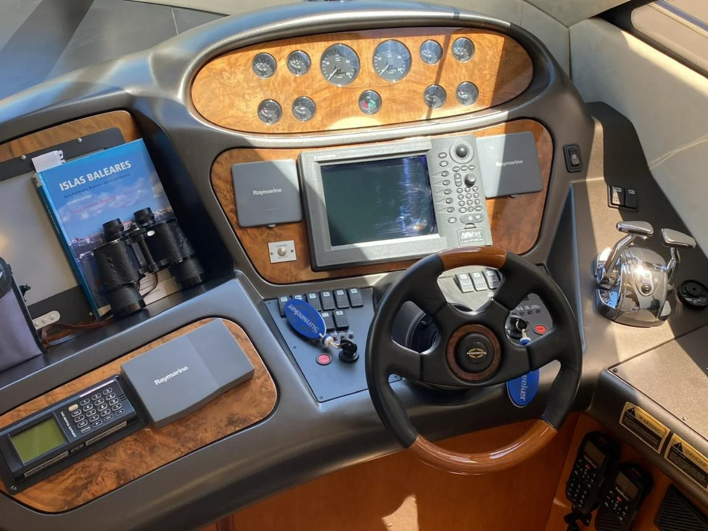 Sunseeker Manhattan 74 2003 for sale - Photo 51