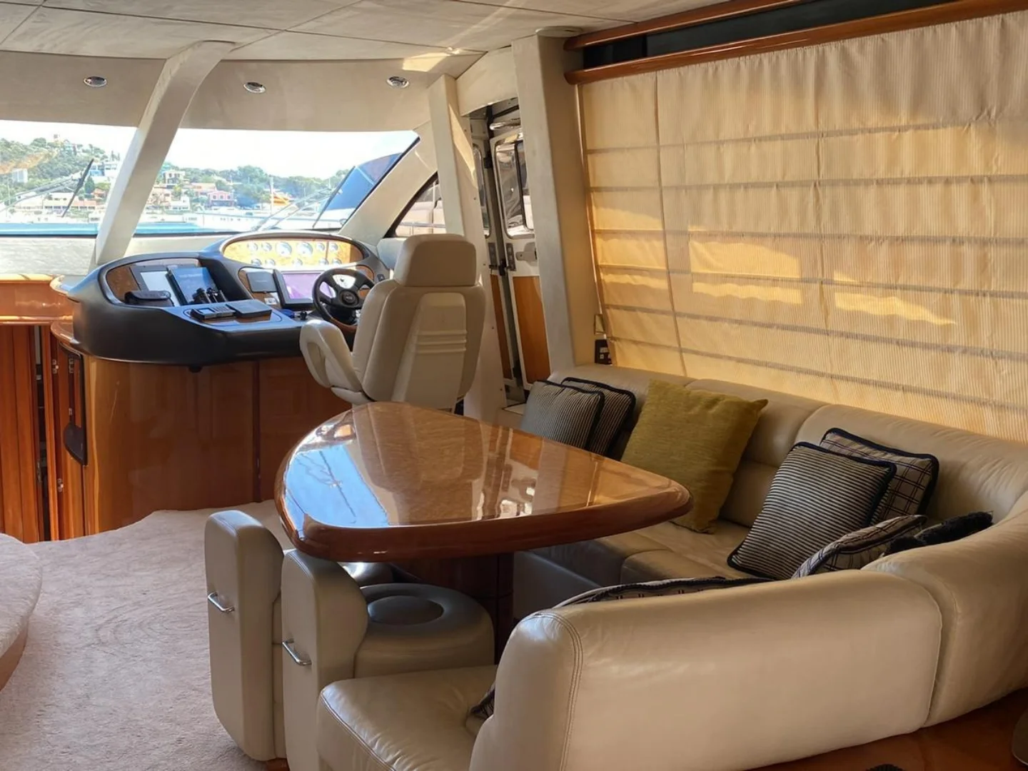 Sunseeker Manhattan 74 2003 for sale - Photo 48