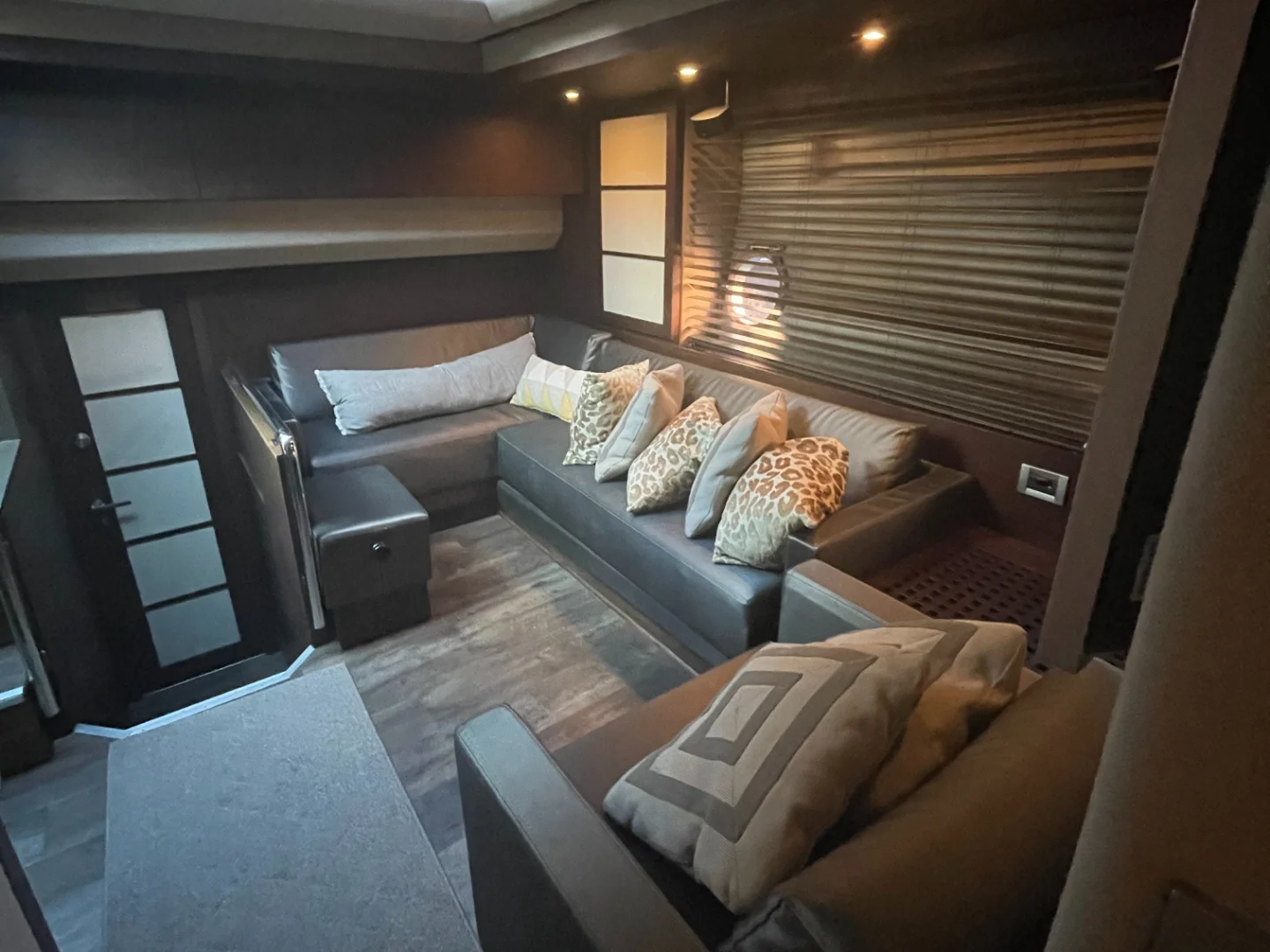 LIFE IS GREAT | Azimut 62S - Photo 25