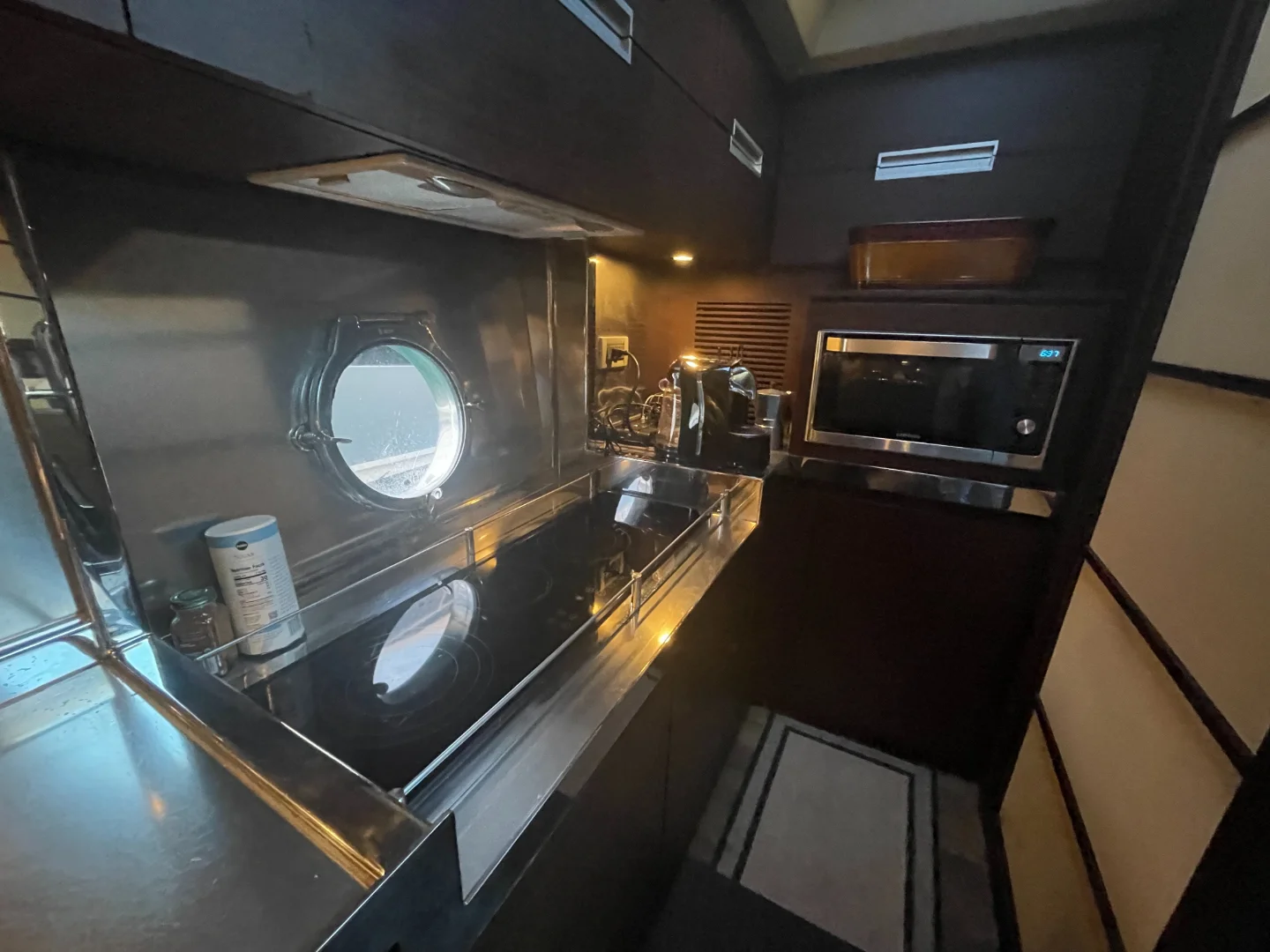 LIFE IS GREAT | Azimut 62S - Photo 24
