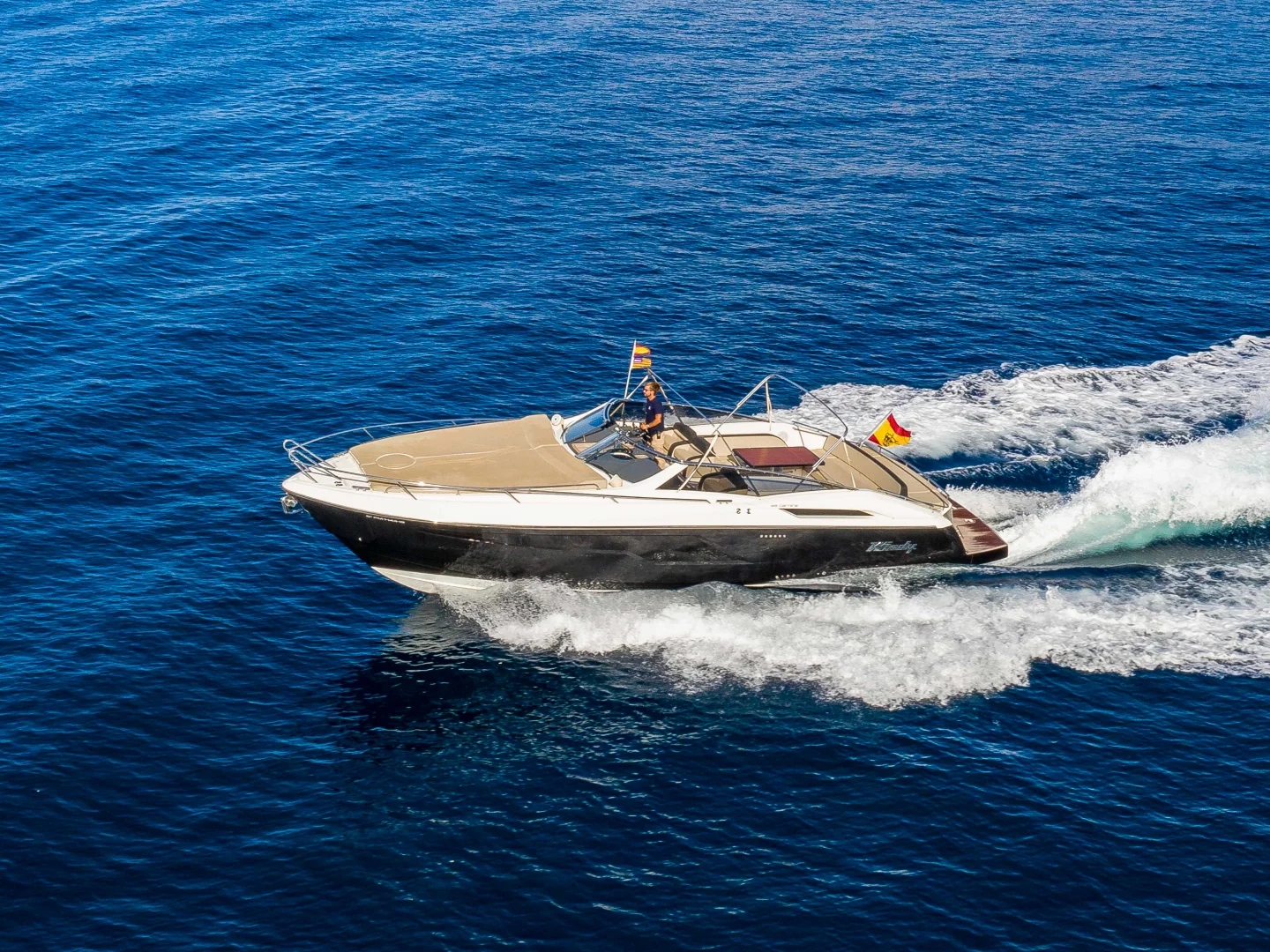 Windy 39 Camira 2018 for Sale 