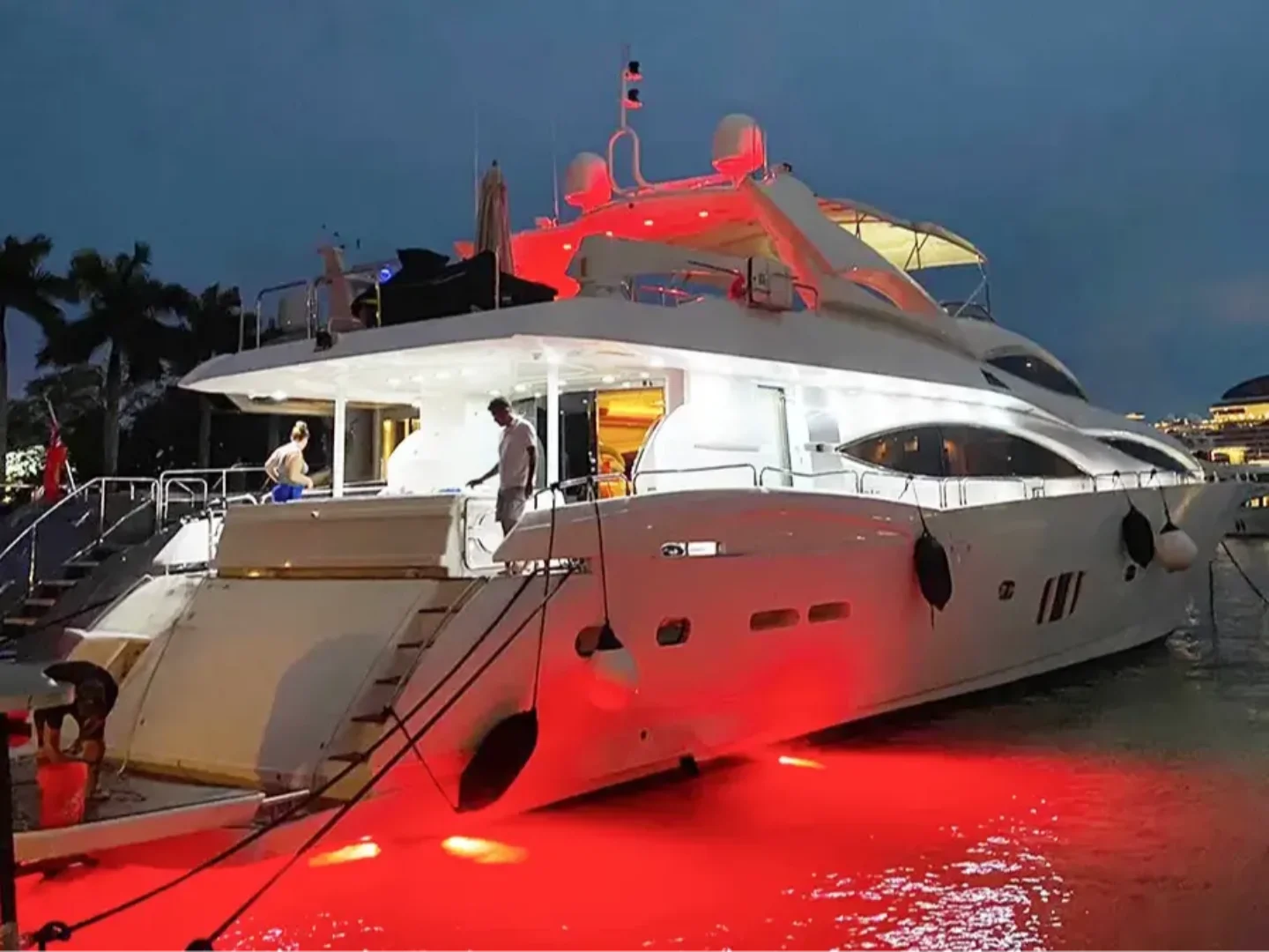 YCM105 | Sunseeker 105 - Photo 50