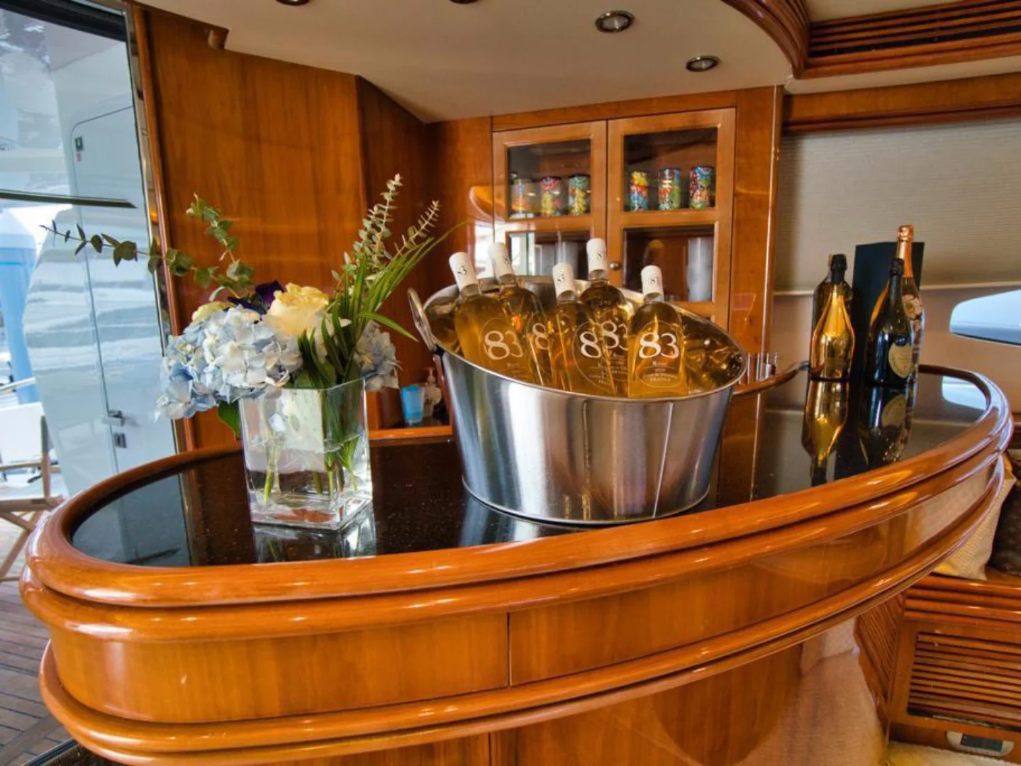 YCM105 | Sunseeker 105 - Photo 45