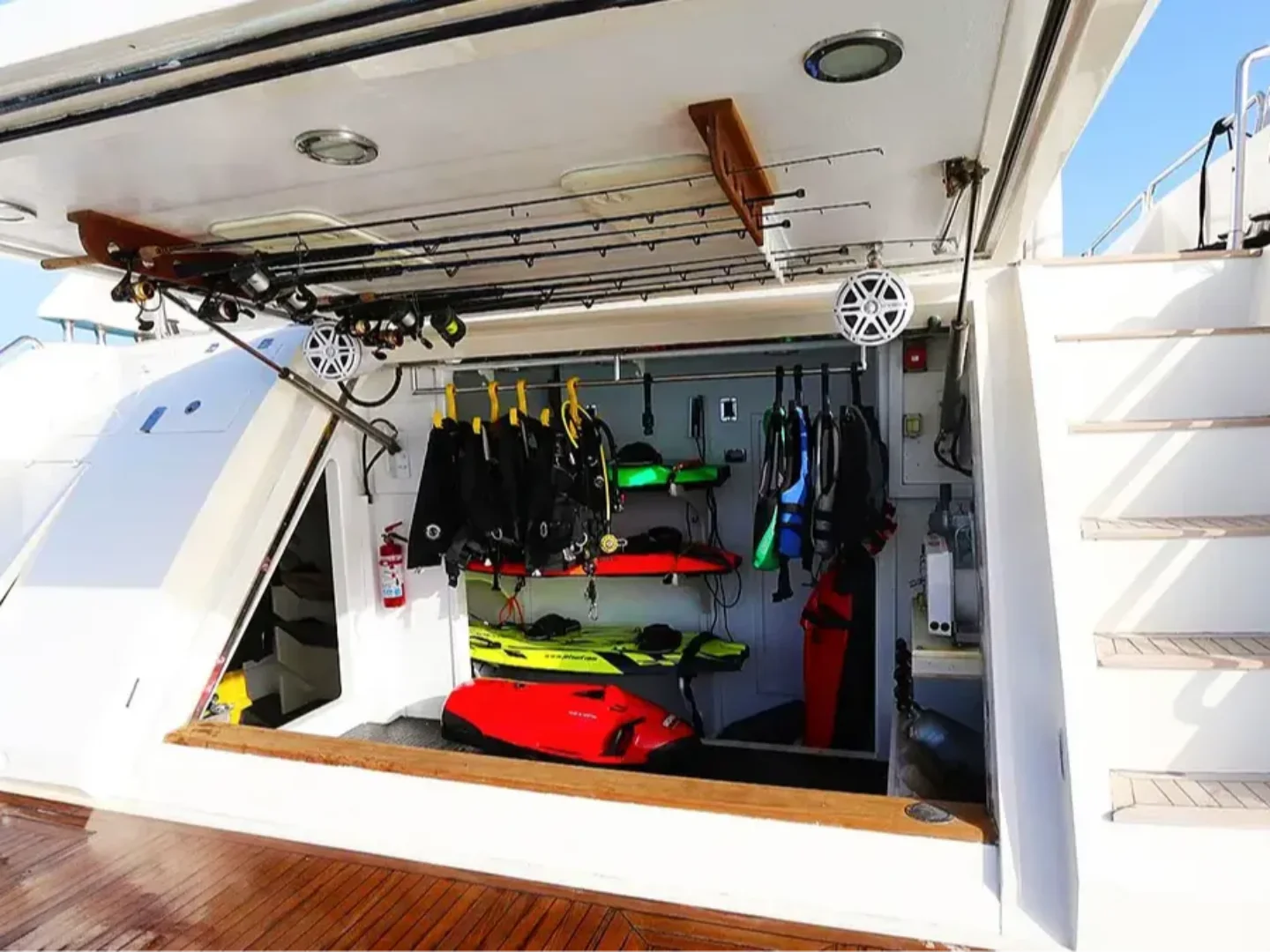YCM105 | Sunseeker 105 - Photo 75