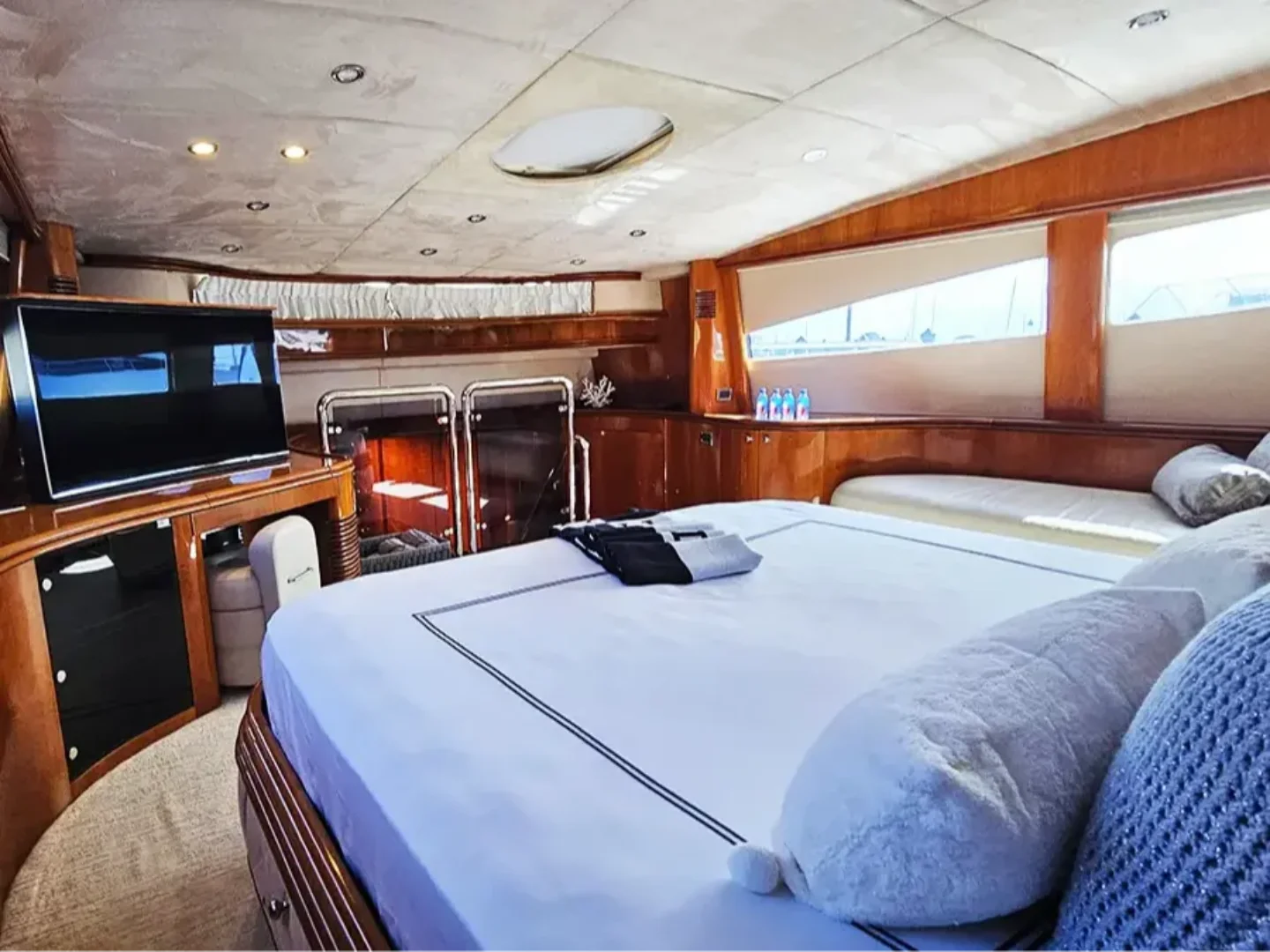 YCM105 | Sunseeker 105 - Photo 63