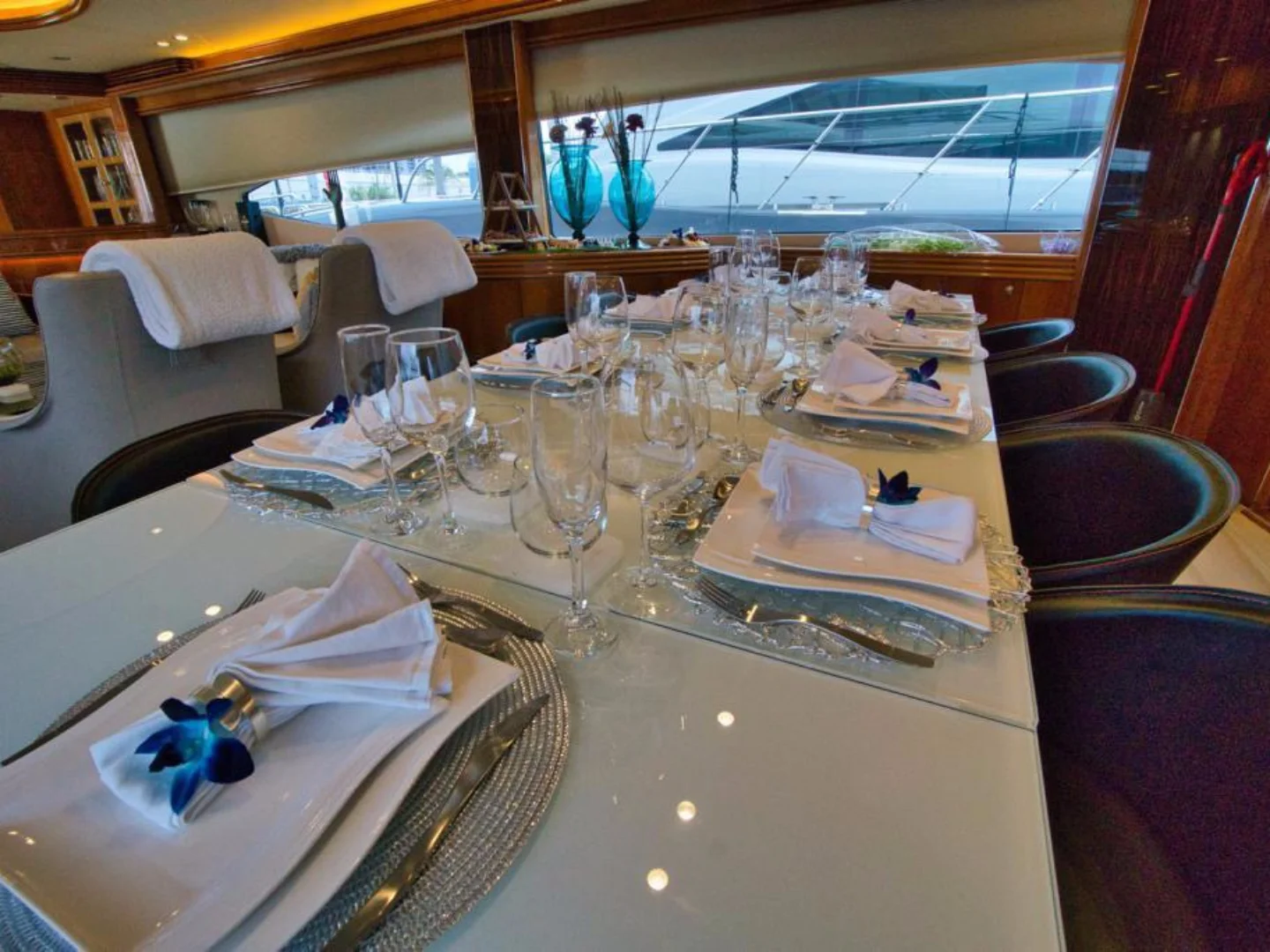 YCM105 | Sunseeker 105 - Photo 27