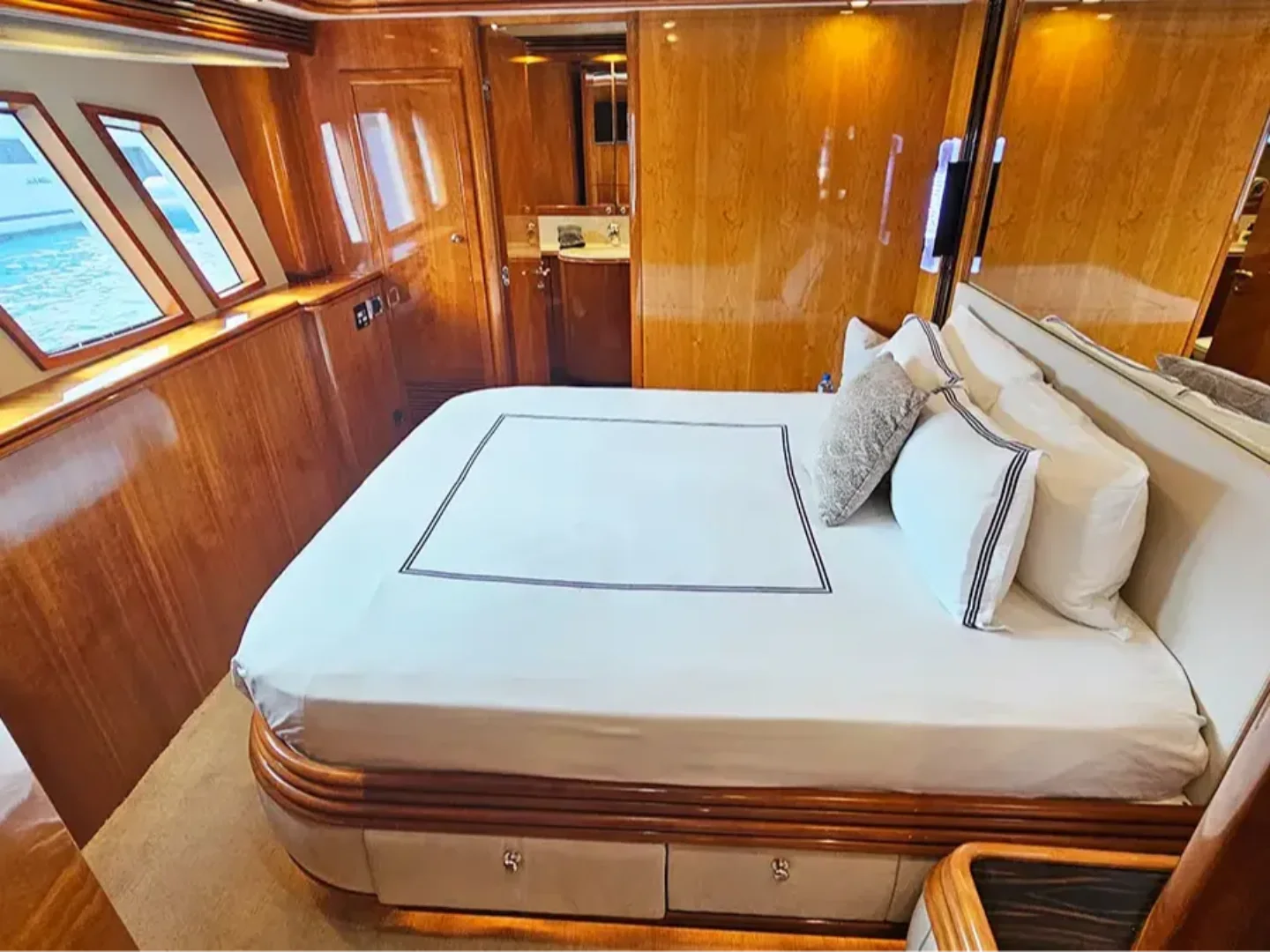 YCM105 | Sunseeker 105 - Photo 73