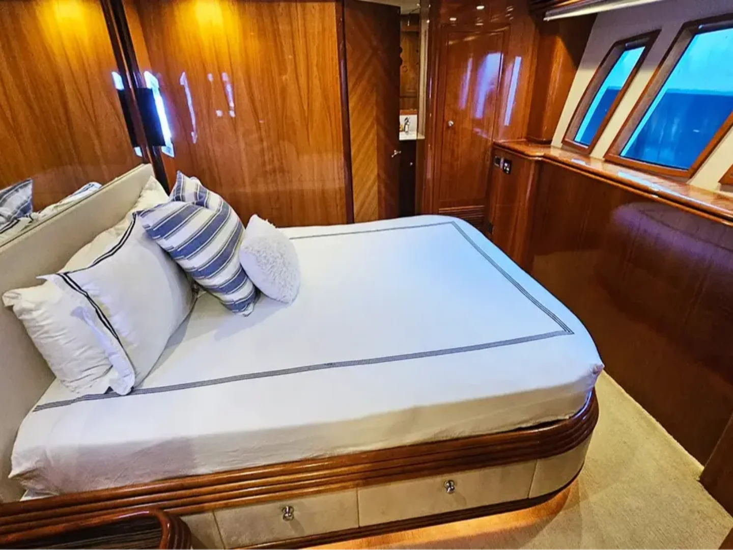 YCM105 | Sunseeker 105 - Photo 70
