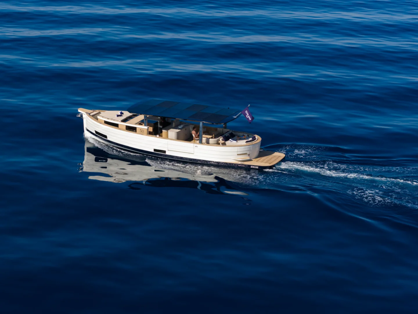 Samar 50 Solar-electric Modern llaut-inspired yacht - Photo 3
