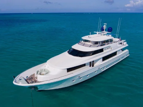 westport 112 pipe dreams luxury yacht charter bahamas