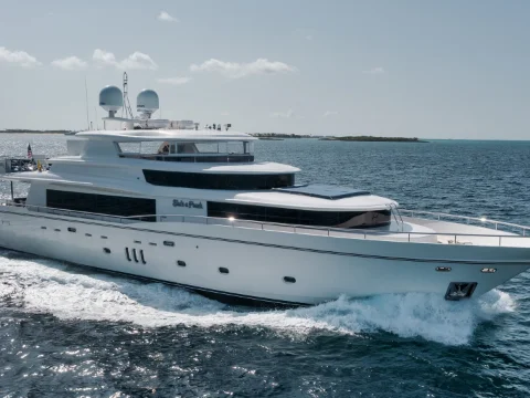 MY She's A Peach | Johnson 108 | Luxury Yacht Charter Bahamas