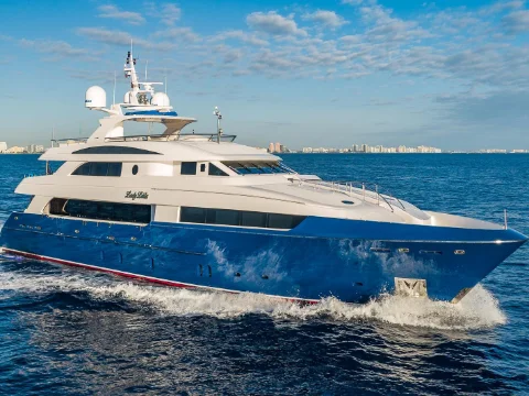 Lady leila horizon 132 luxury super yacht charter bahamas caribbean
