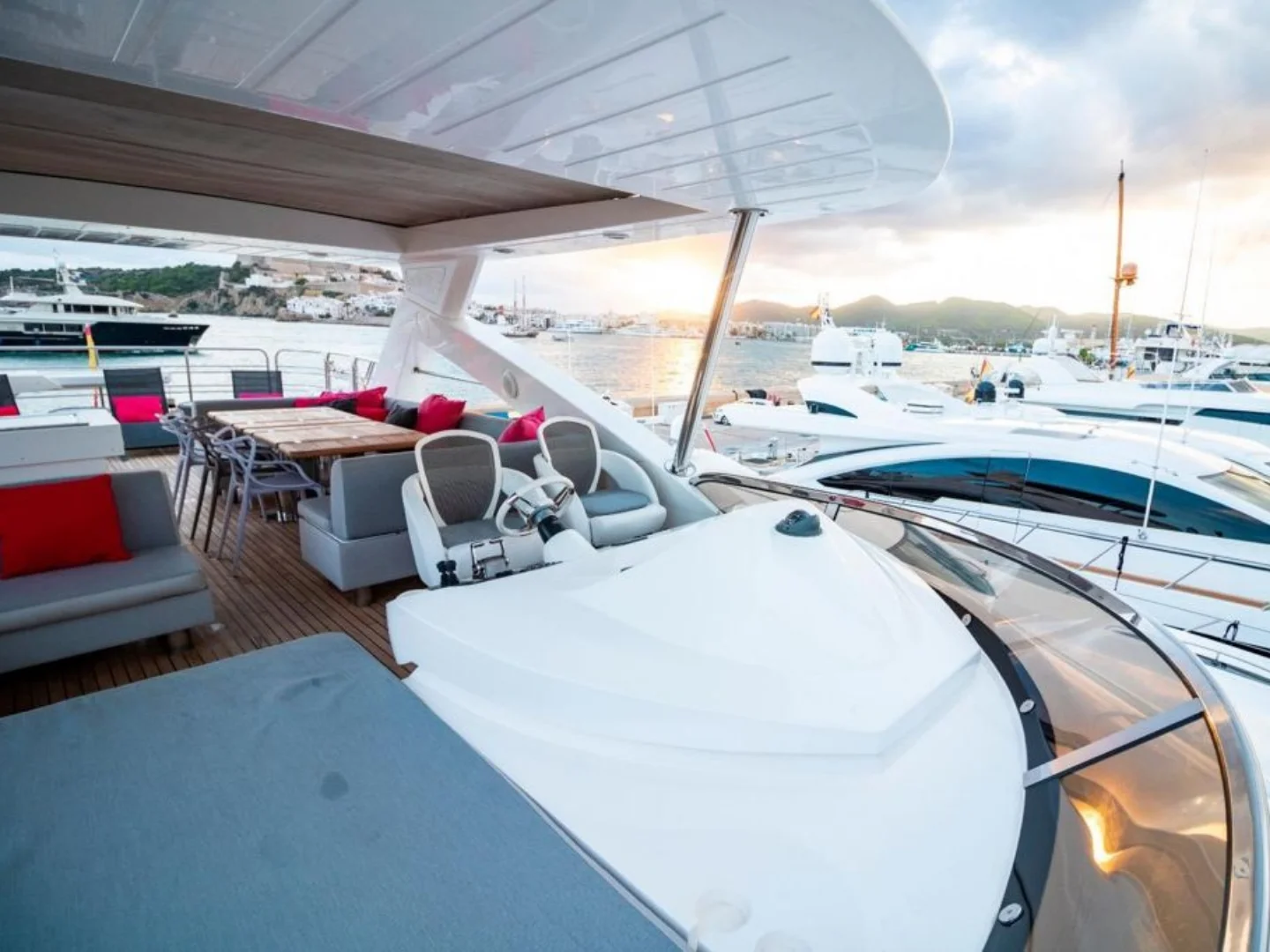 Sunseeker 86 Fly 2008 For sale - Photo 6
