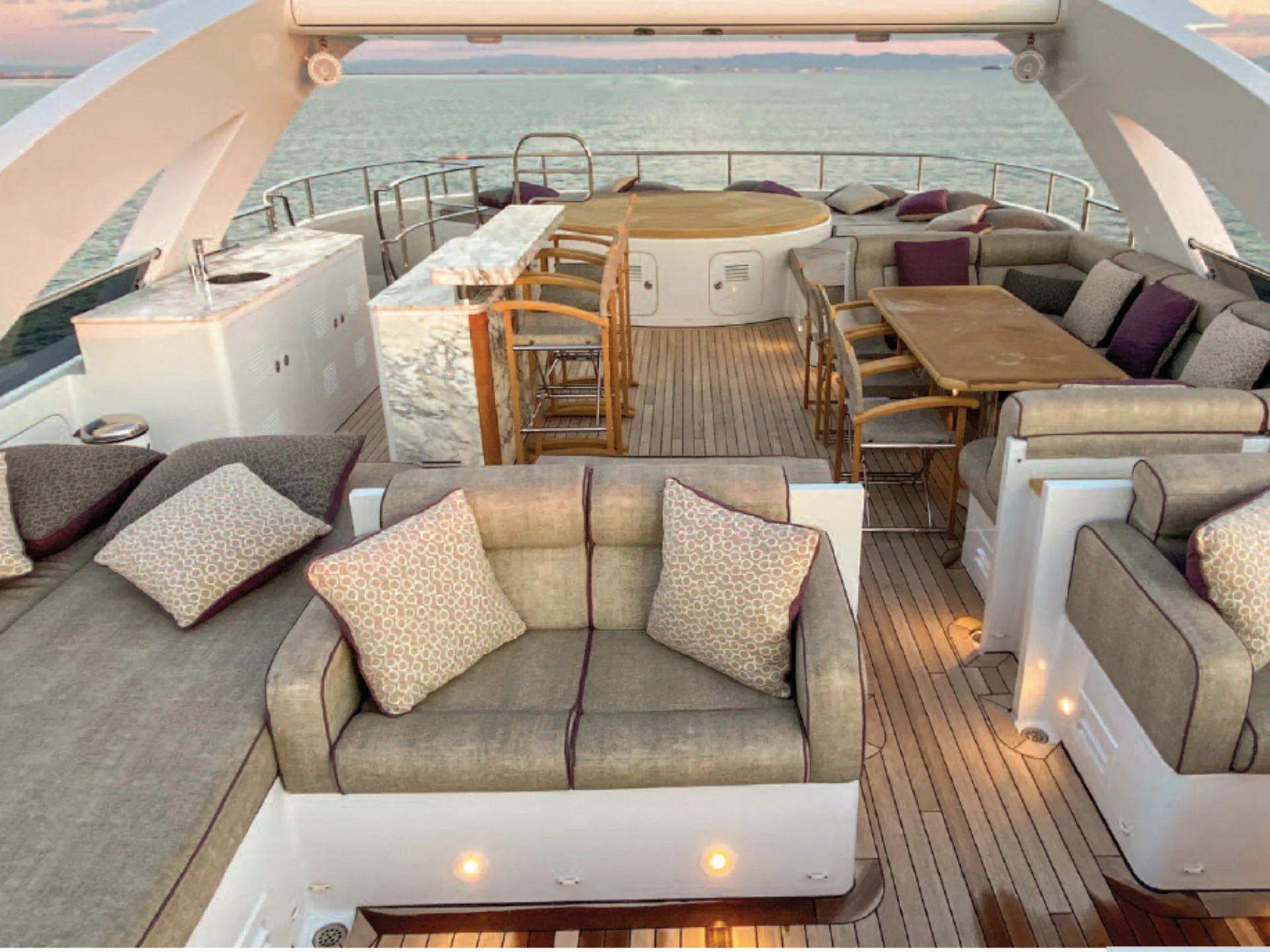 Heesen 44 M Yacht For Sale 2010-2018 - Photo 2