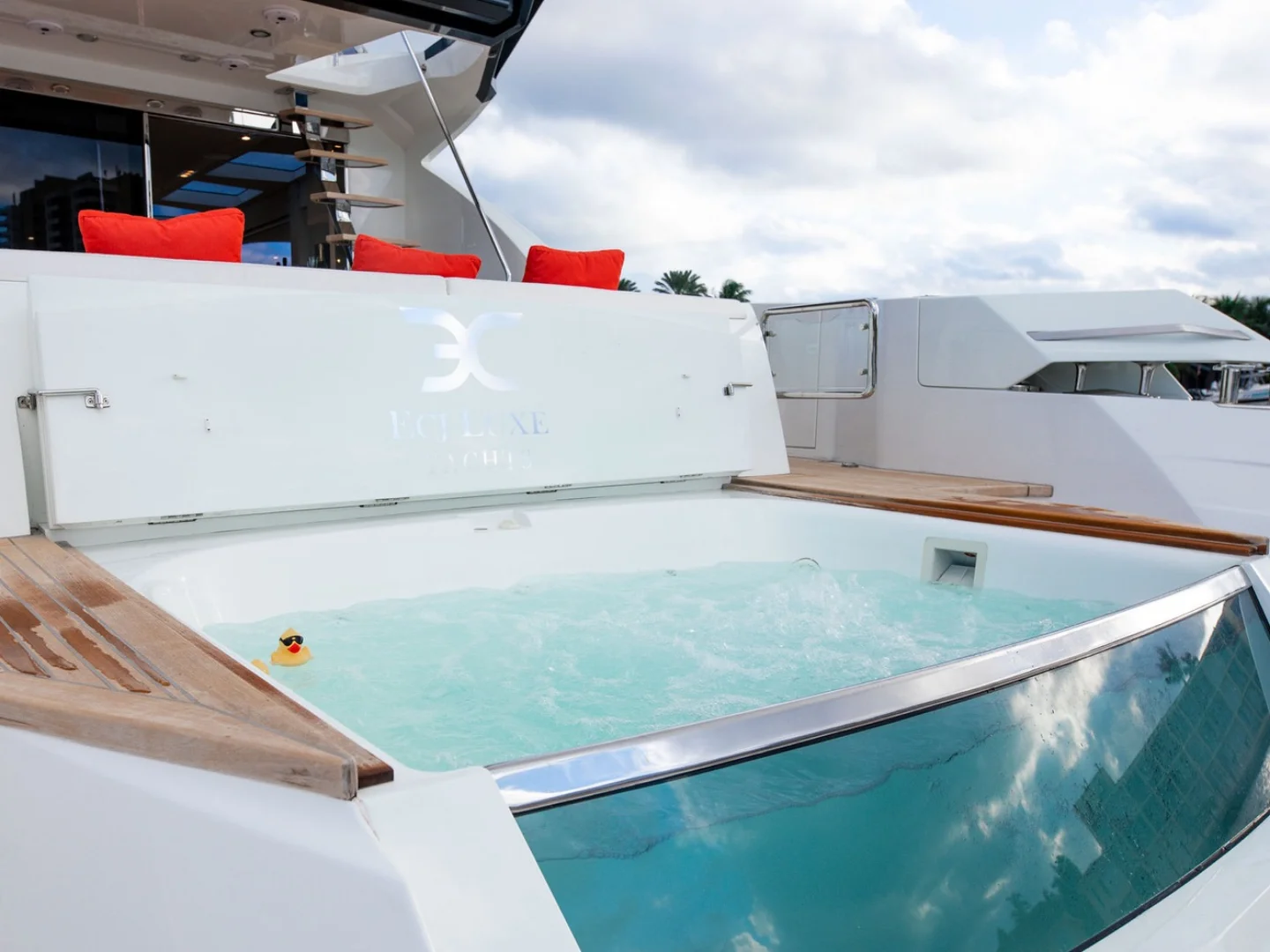 ADONIS | Numarine 80 - Photo 21
