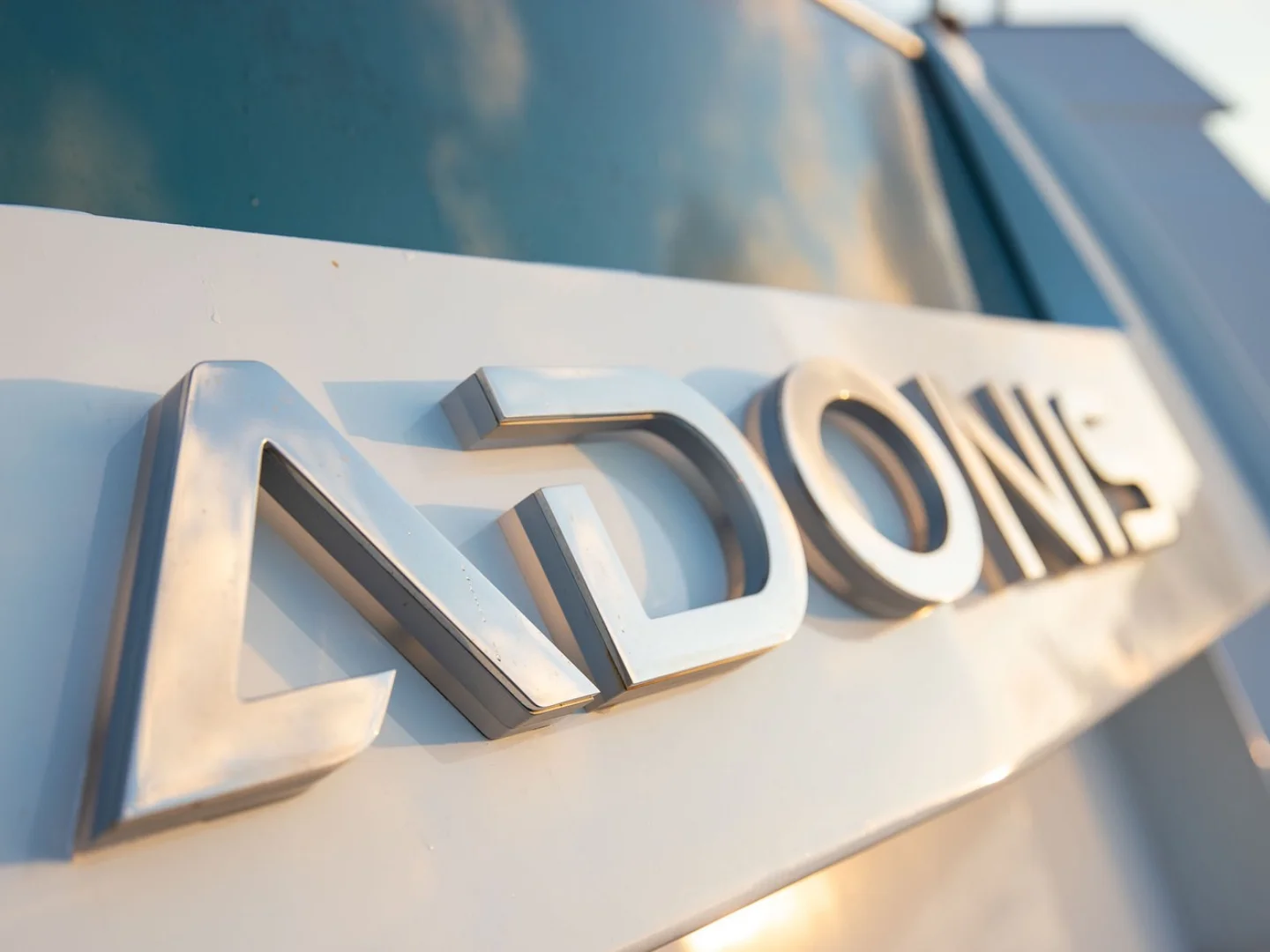 ADONIS | Numarine 80 - Photo 57