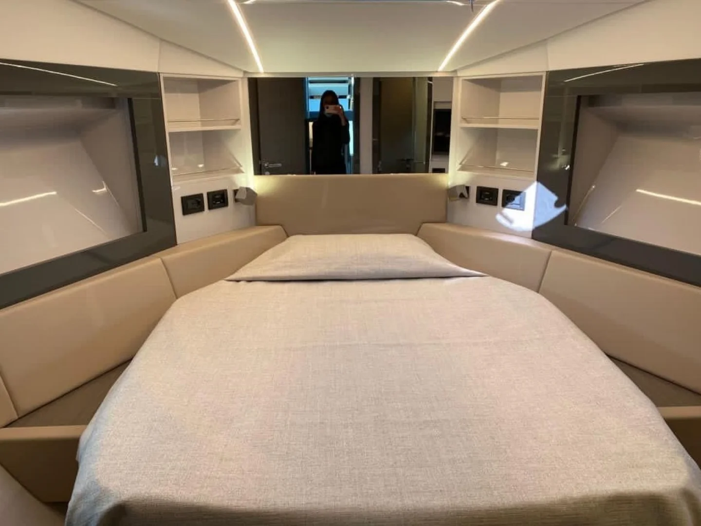 Pershing 5X 2021 For Sales - Photo 16