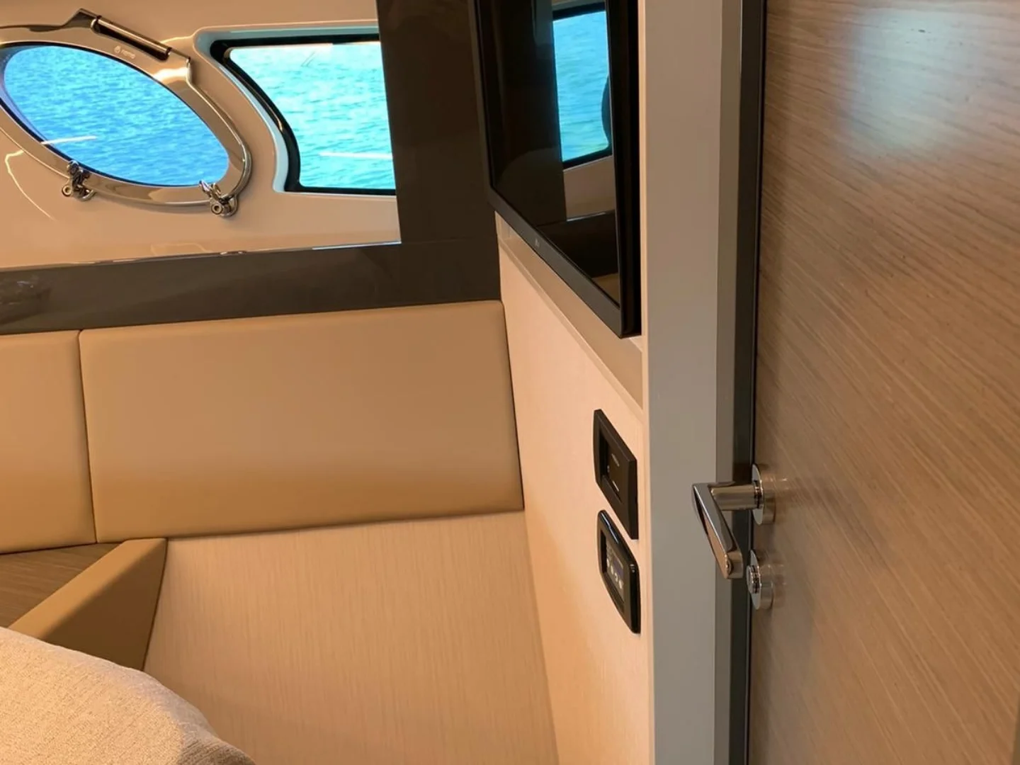 Pershing 5X 2021 For Sales - Photo 22