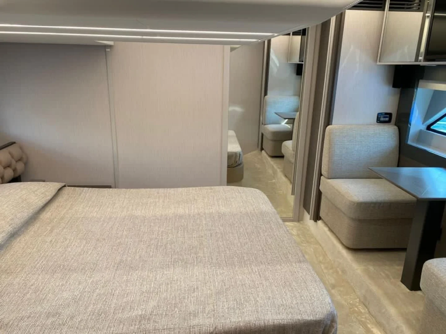 Pershing 5X 2021 For Sales - Photo 15