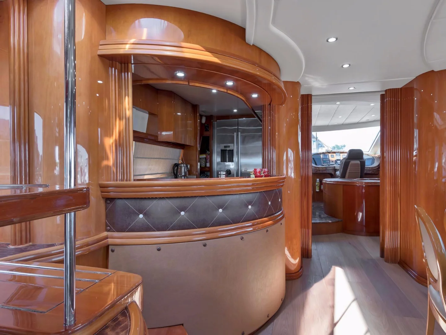 ELIZEE | Azimut 85 - Photo 22