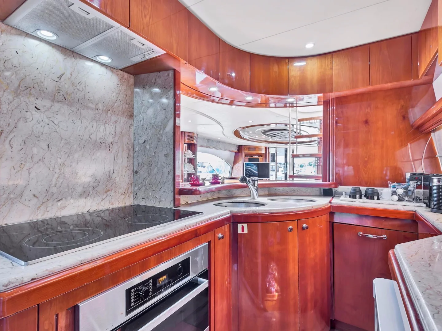 ELIZEE | Azimut 85 - Photo 27