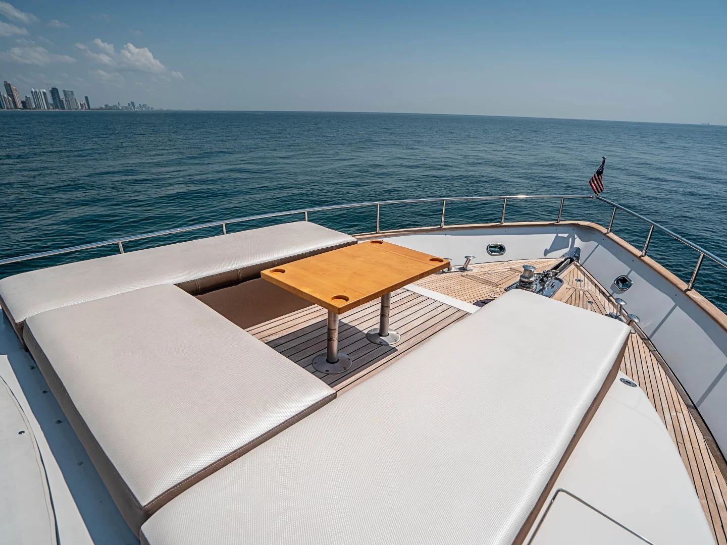 ELIZEE | Azimut 85 - Photo 61