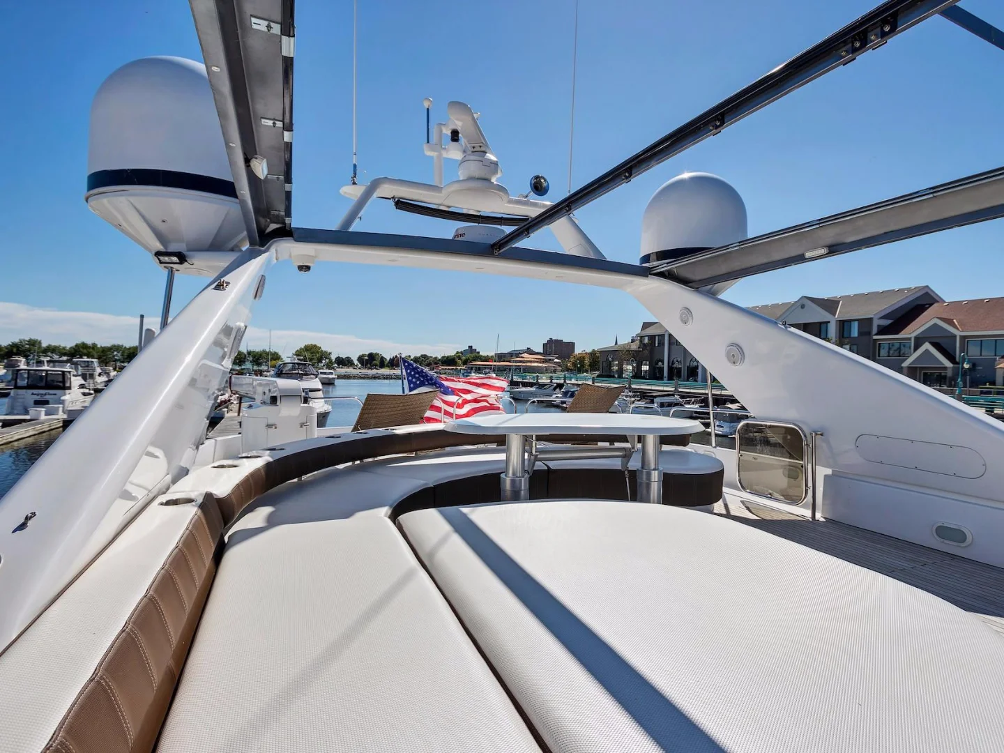 ELIZEE | Azimut 85 - Photo 66