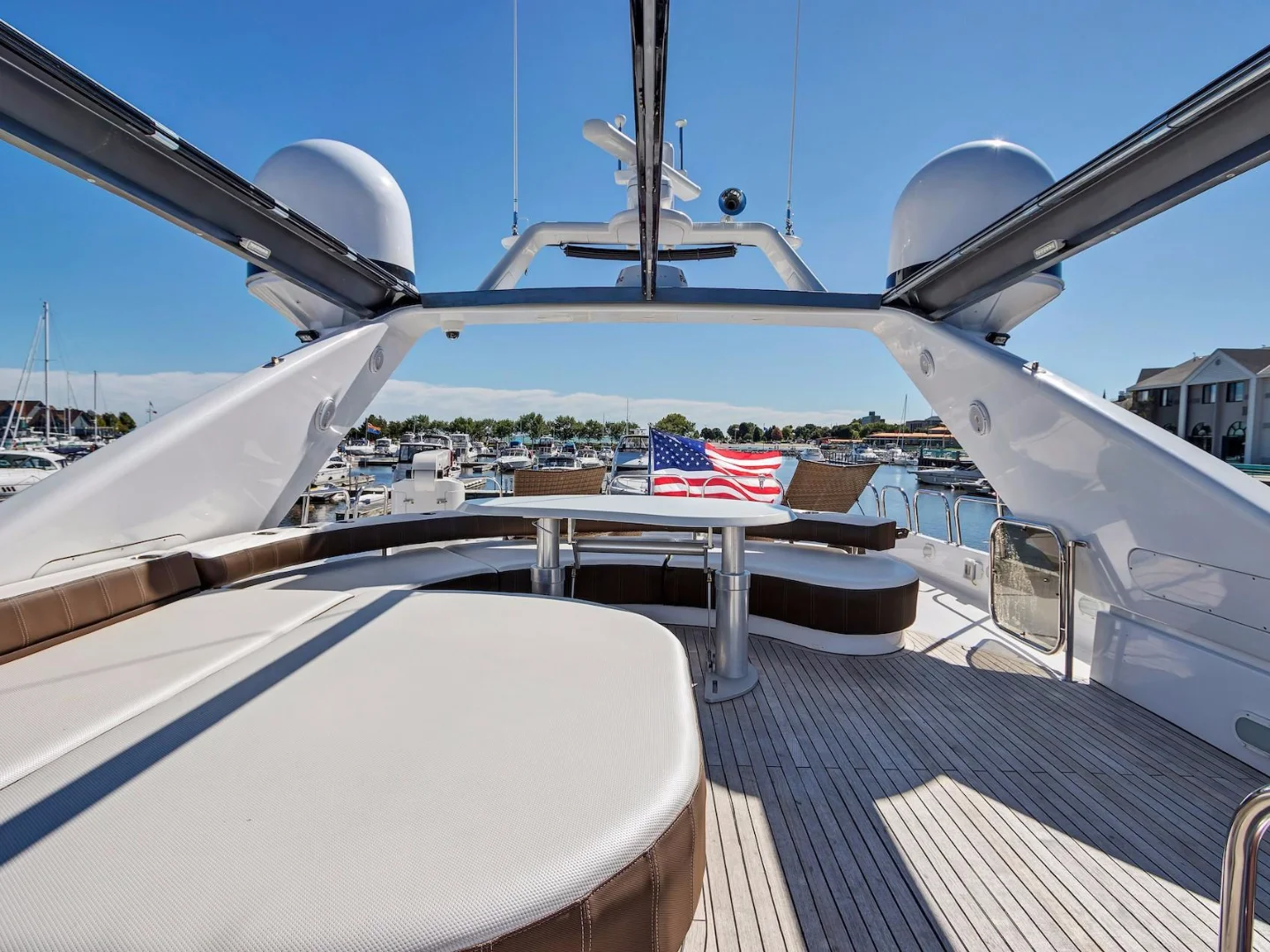 ELIZEE | Azimut 85 - Photo 65