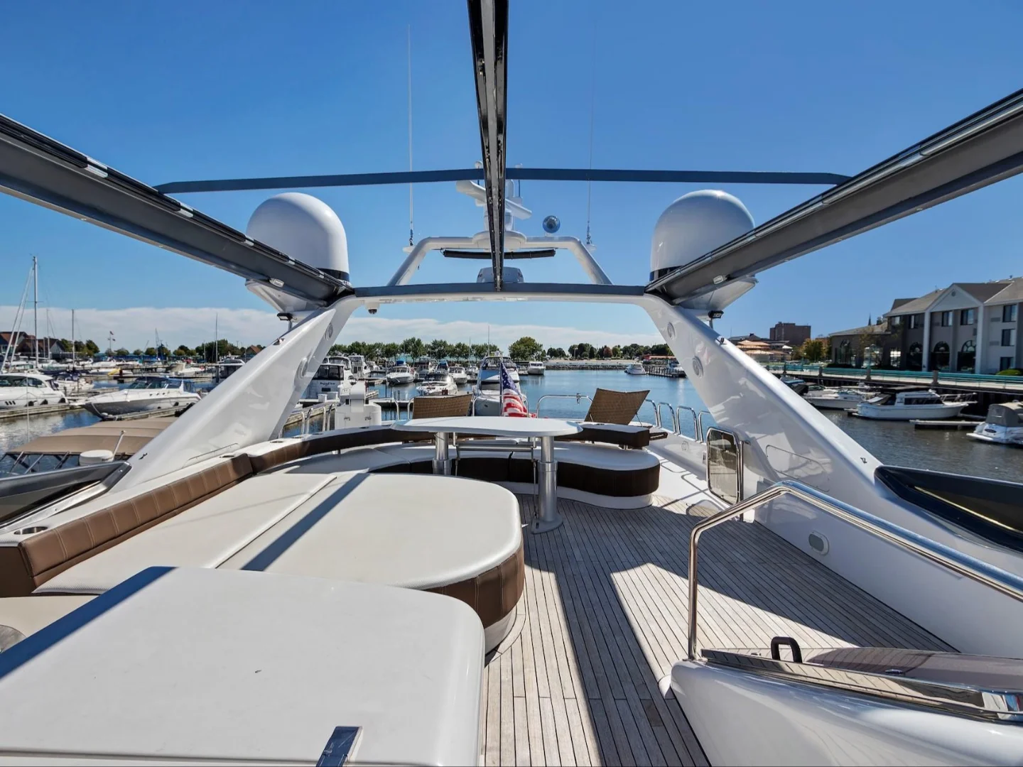 ELIZEE | Azimut 85 - Photo 63