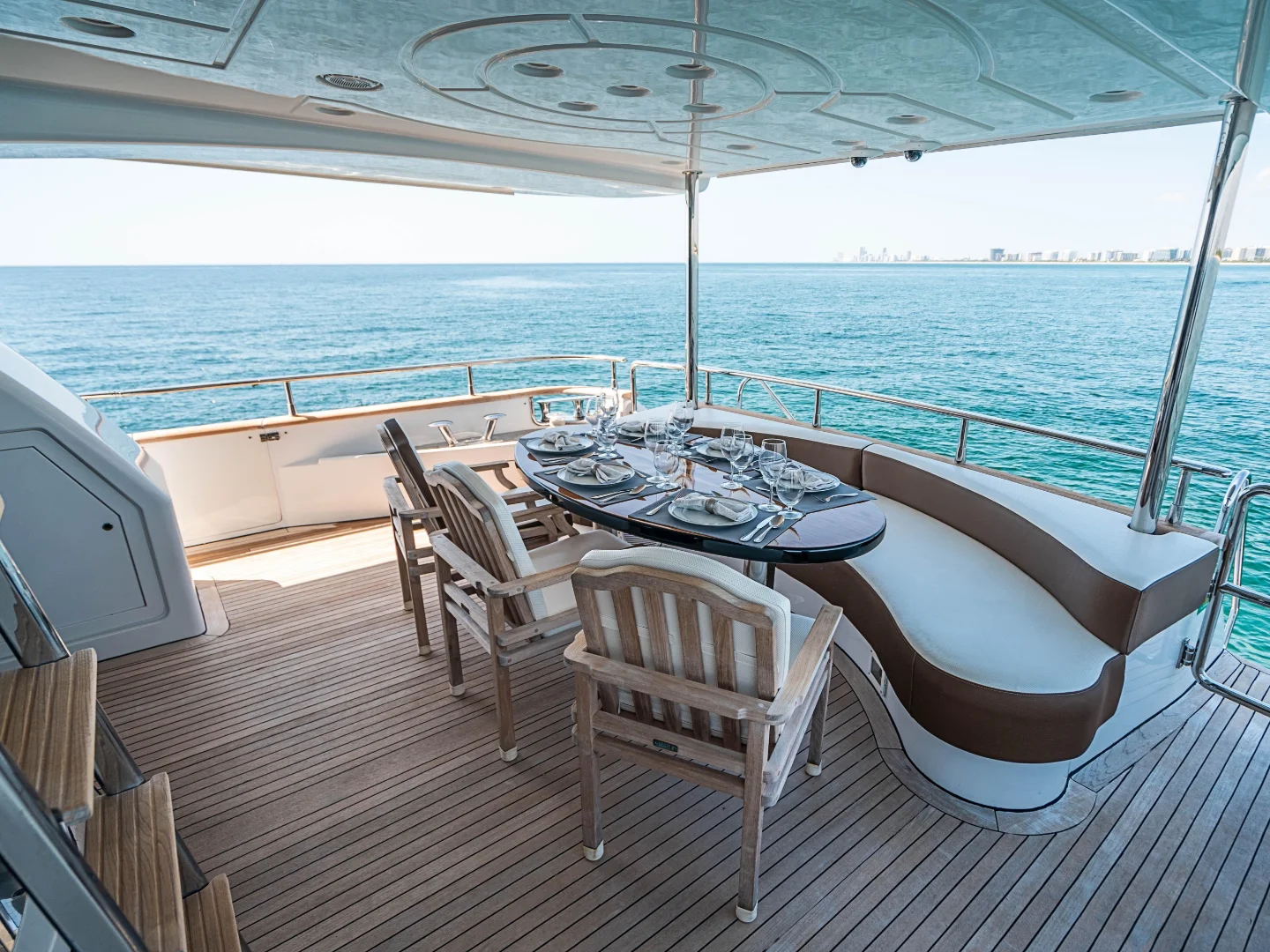 ELIZEE | Azimut 85 - Photo 78