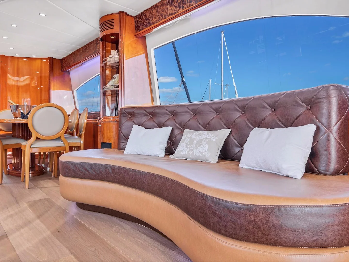 ELIZEE | Azimut 85 - Photo 81