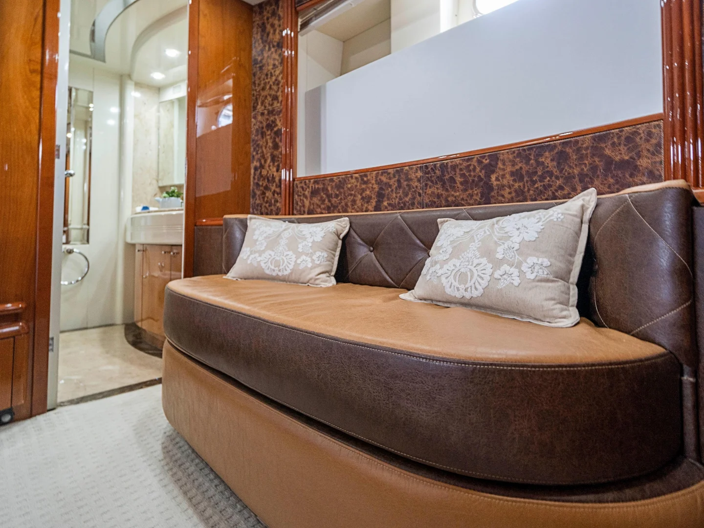 ELIZEE | Azimut 85 - Photo 41