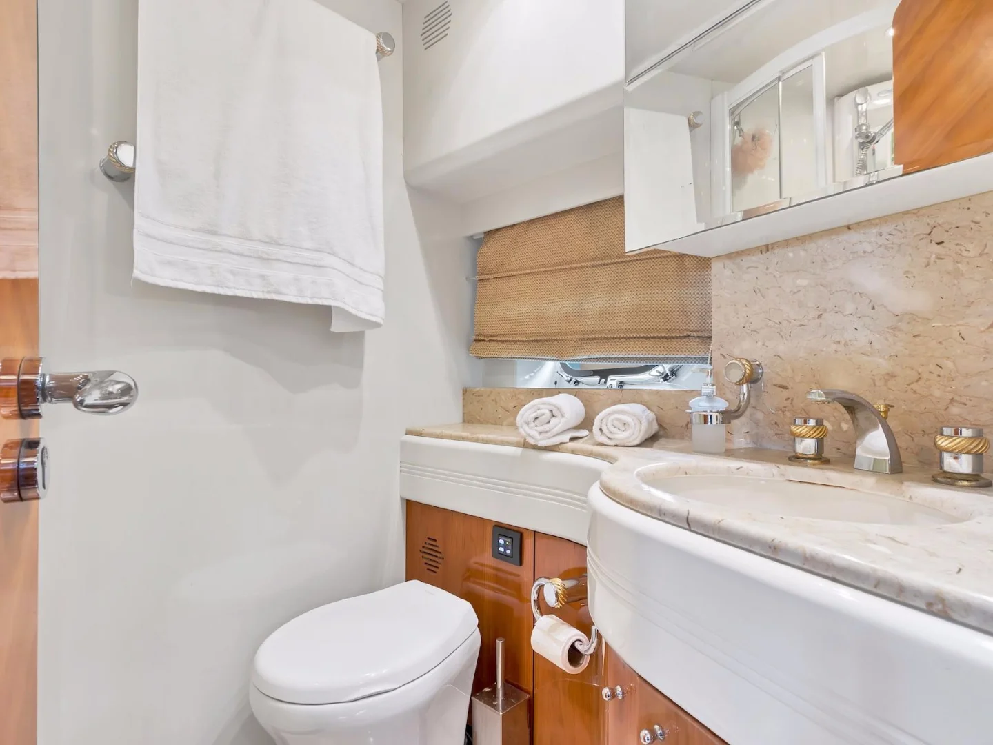 ELIZEE | Azimut 85 - Photo 57
