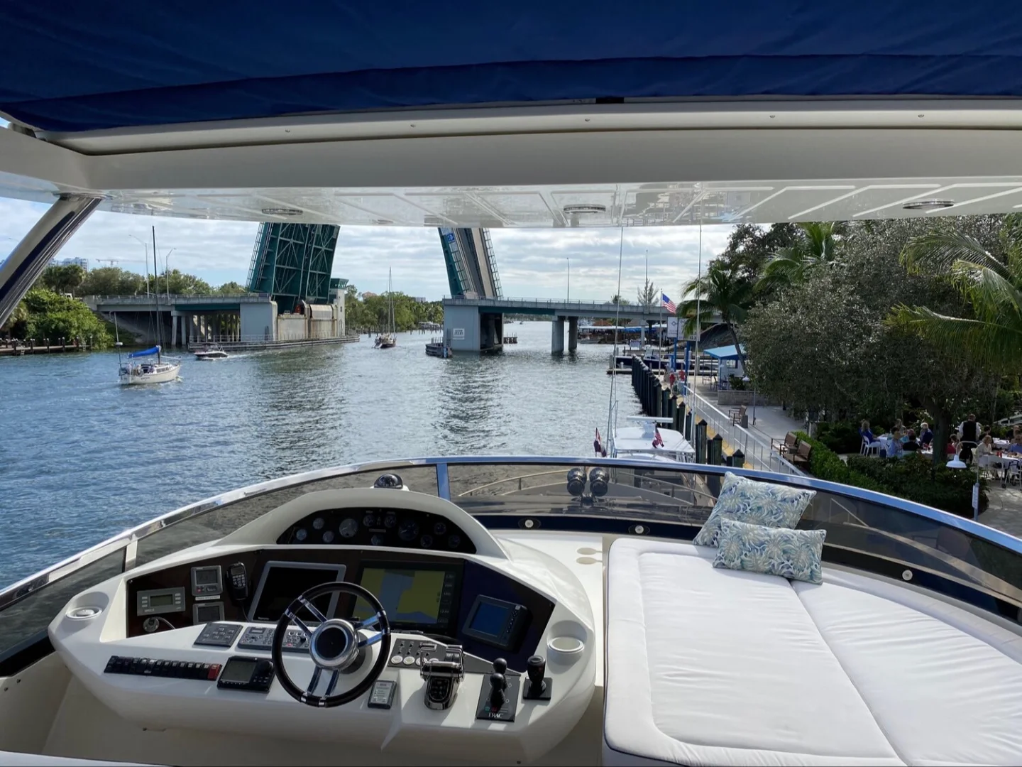 THE CABANA | Sunseeker 86 - Photo 26