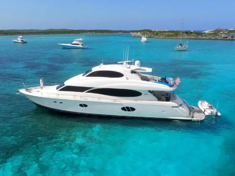 lazzara 84 flylounge luxury yacht charter miami