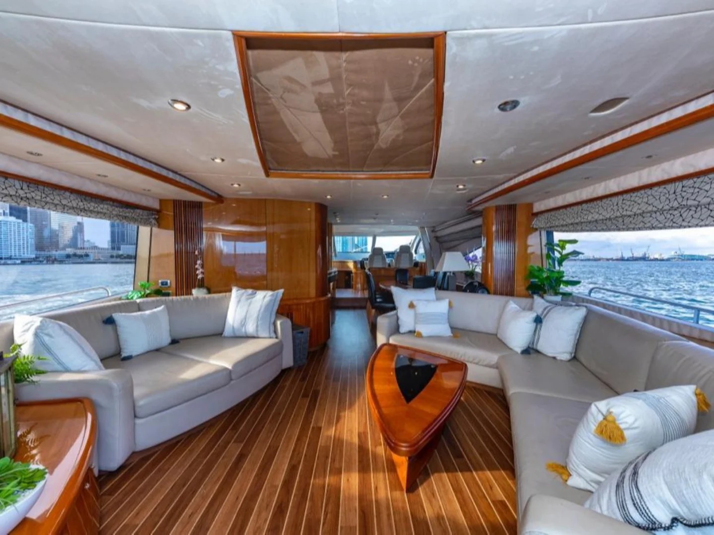 ALAINA | Sunseeker Manhattan 82 - Photo 14