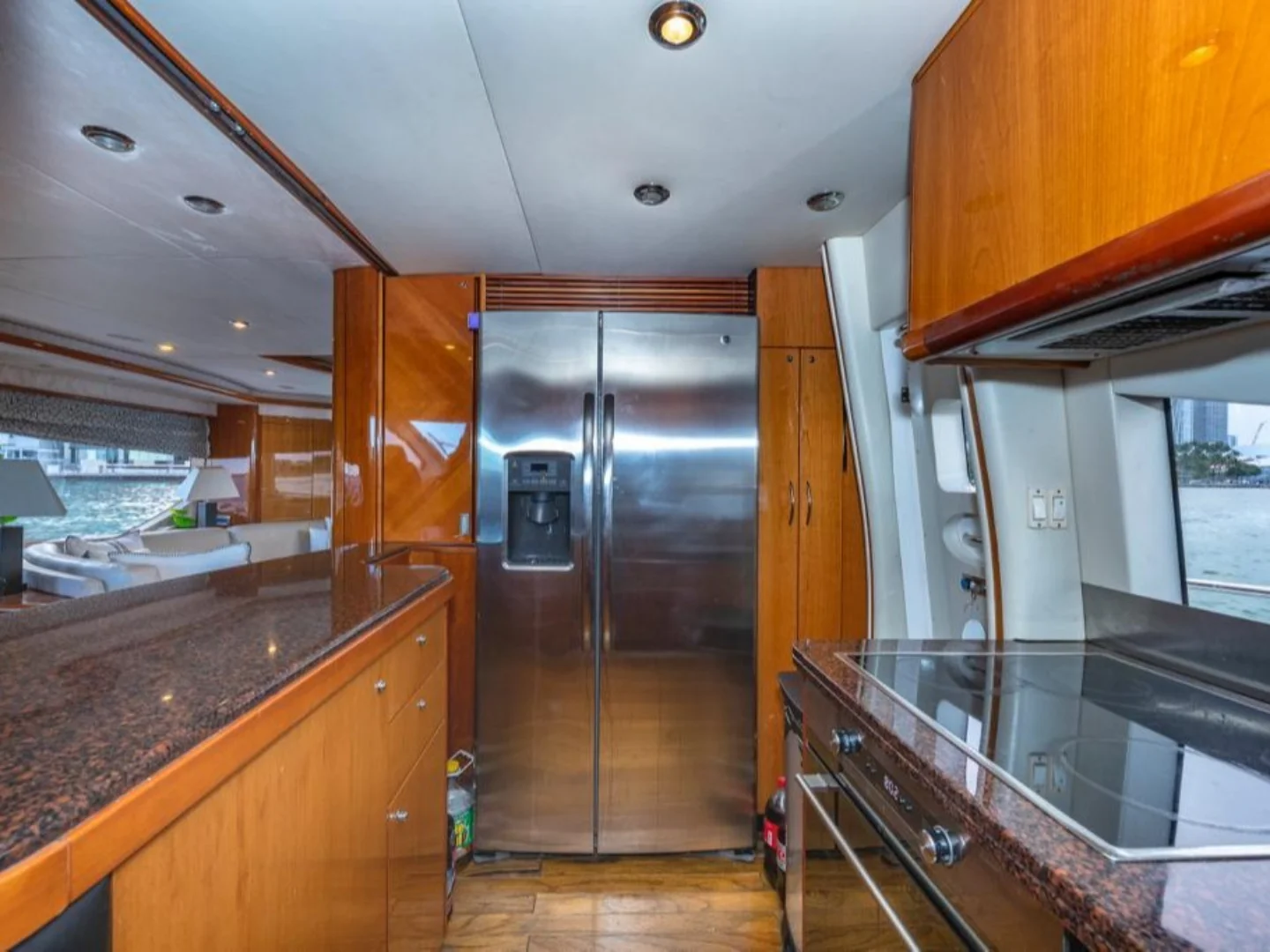 ALAINA | Sunseeker Manhattan 82 - Photo 13