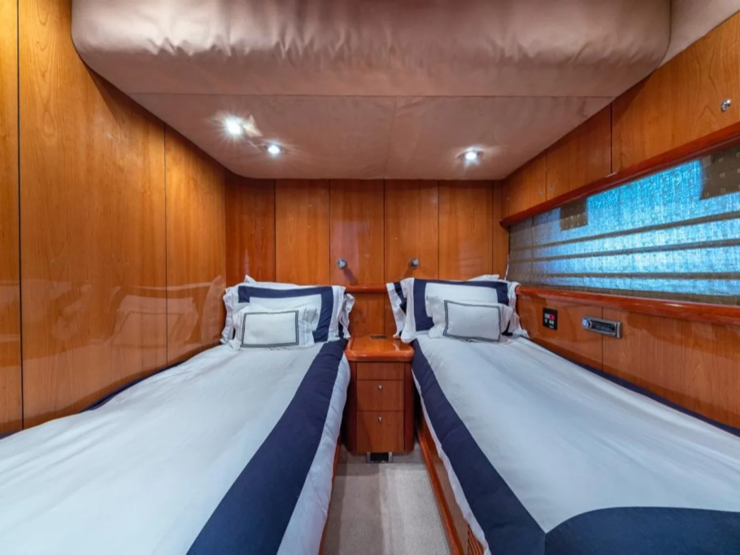 ALAINA | Sunseeker Manhattan 82 - Photo 19