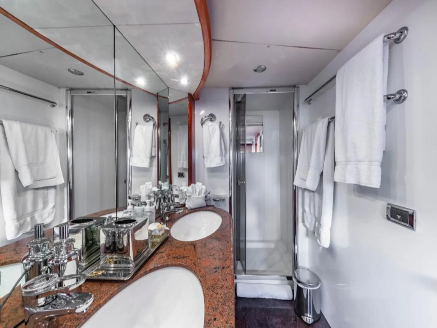 ALAINA | Sunseeker Manhattan 82 - Photo 20