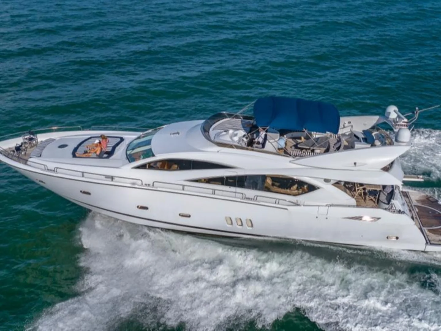 ALAINA | Sunseeker Manhattan 82 - Photo 2