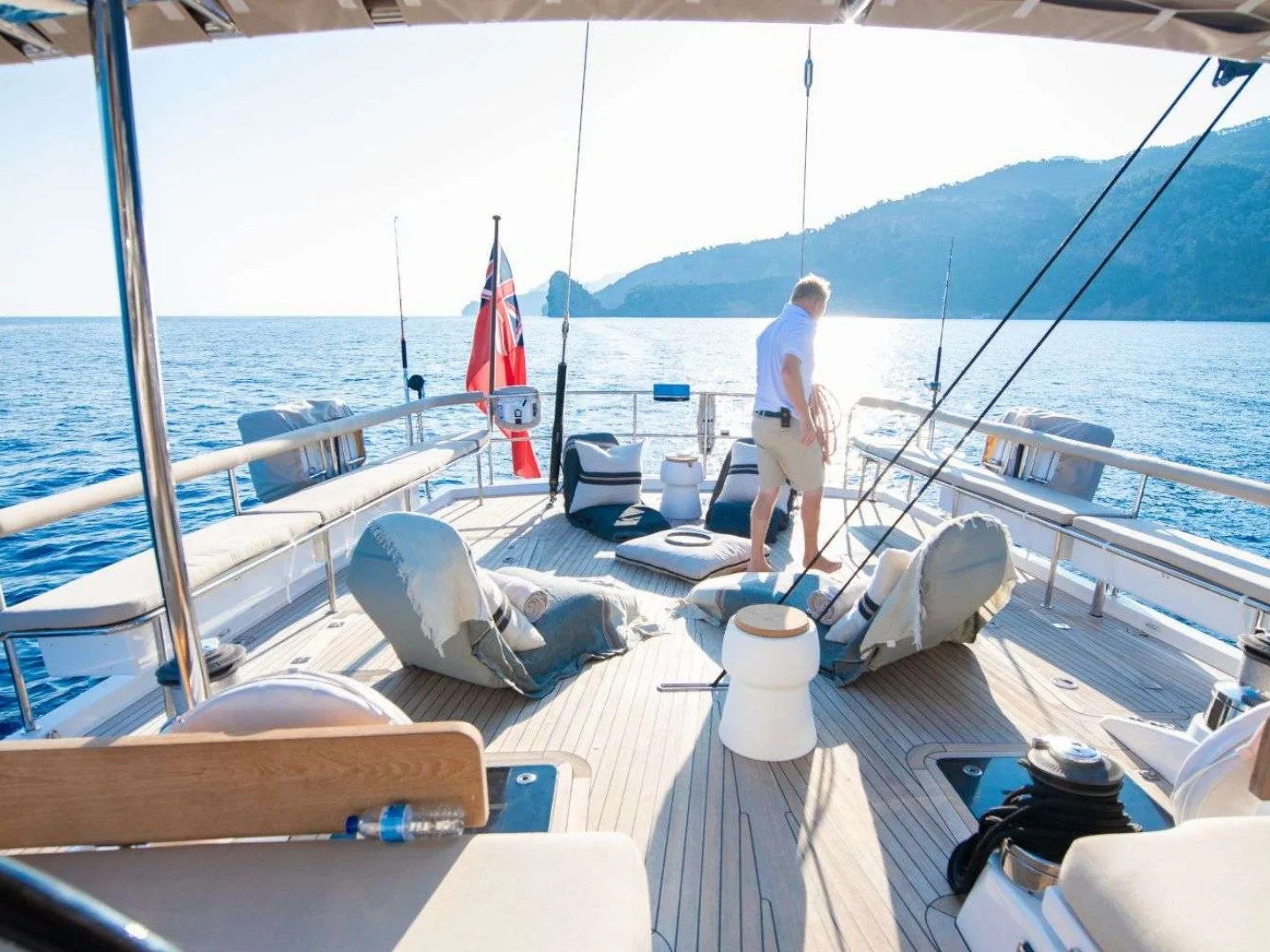 CHAMPAGNE HIPPY | Oyster 825 - Photo 20