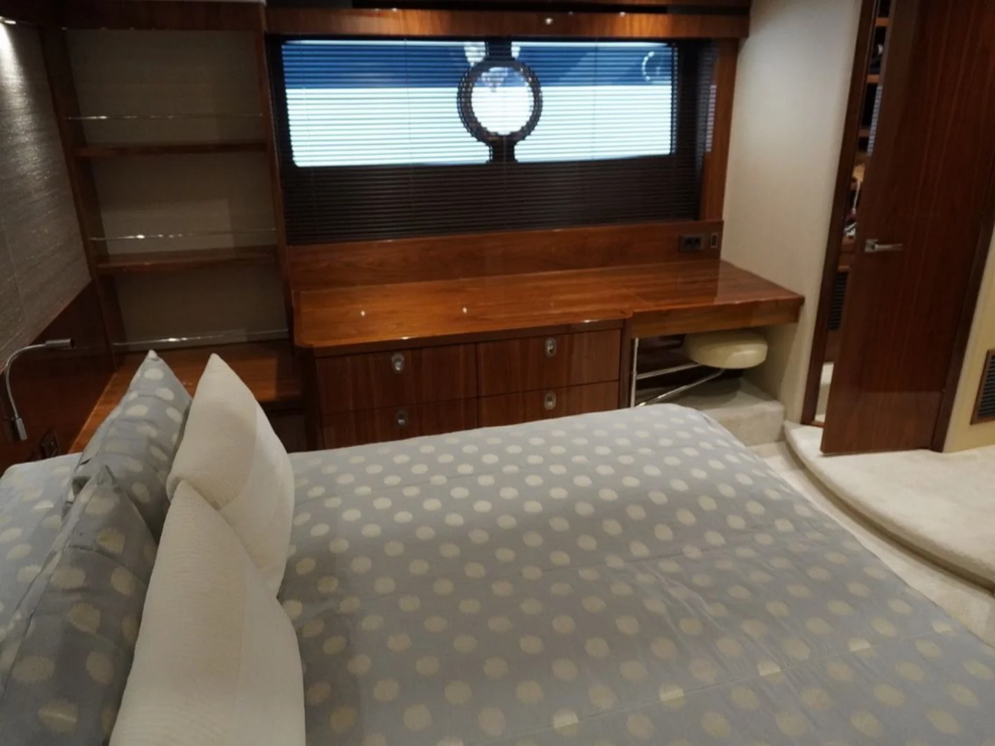 Sunseeker Manhattan 65 Yacht For Sale - Photo 24