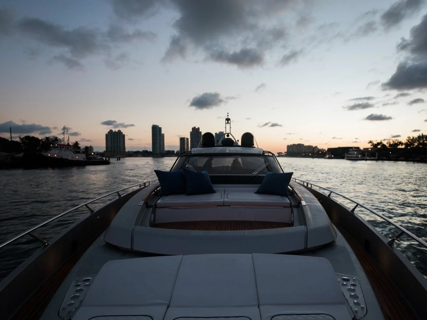 NOT YET | Riva Bahamas 76 - Photo 4